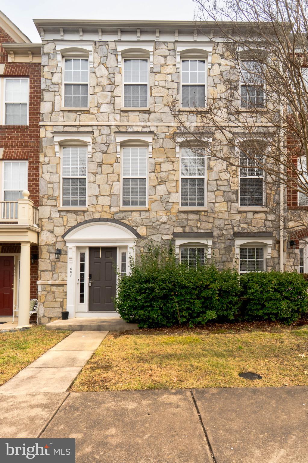 VILLAGE OF IDLEWILD - Residential Lease