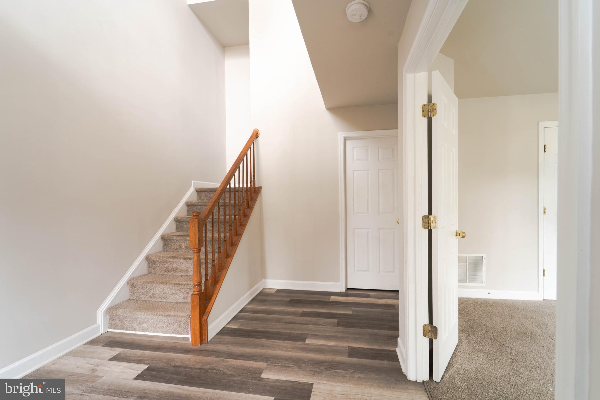 VILLAGE OF IDLEWILD - Residential Lease