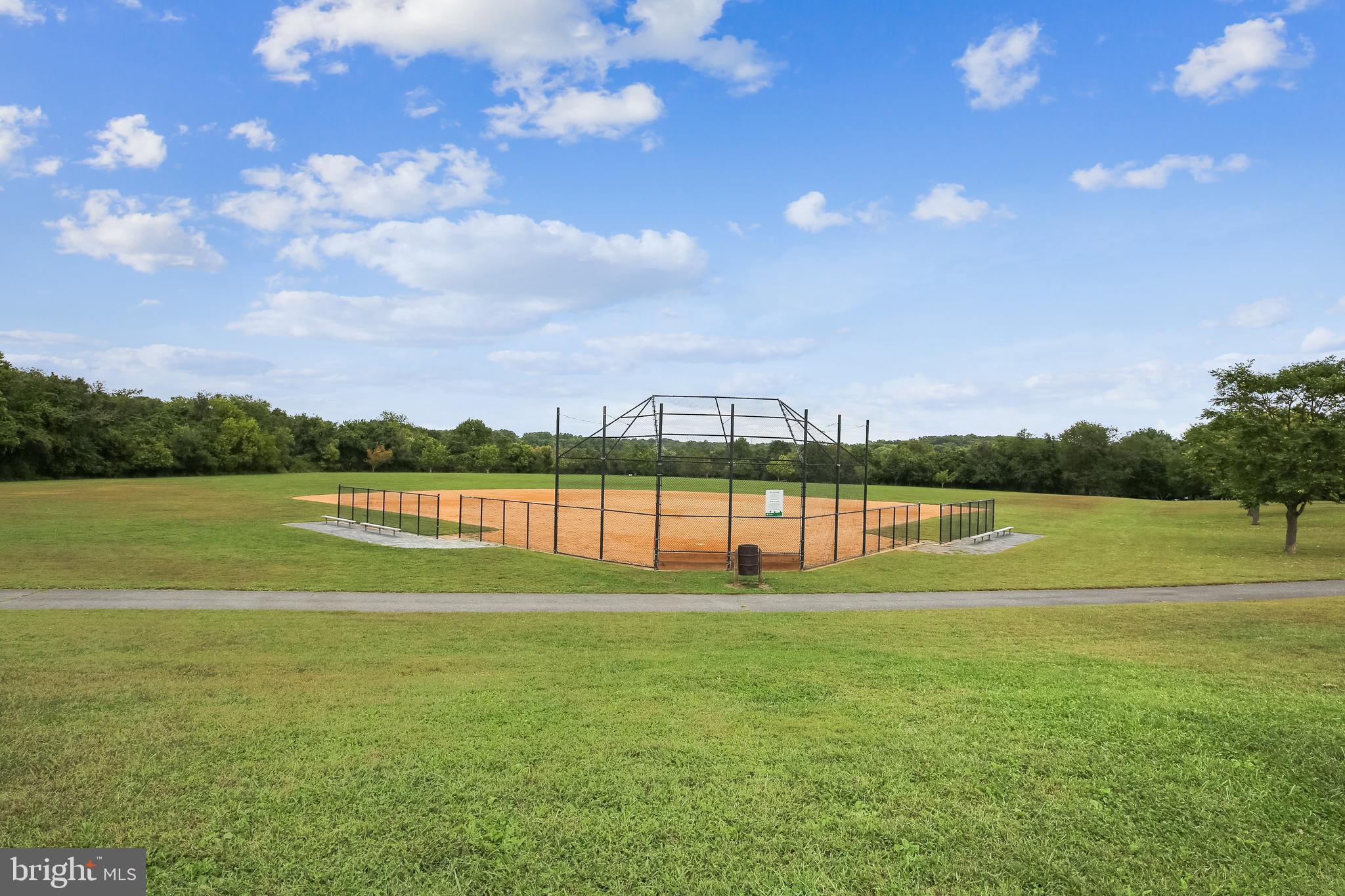 MARYLAND PLACE - Residential