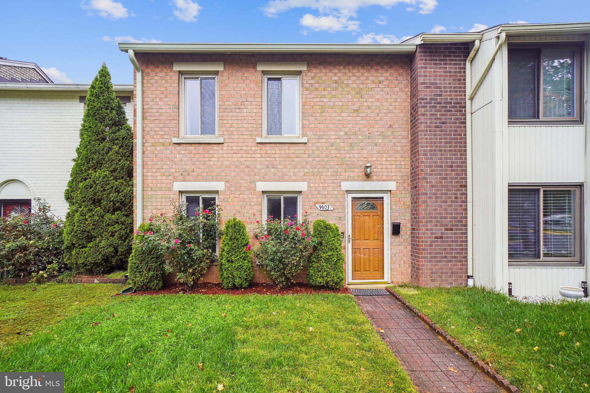 MARYLAND PLACE - Residential