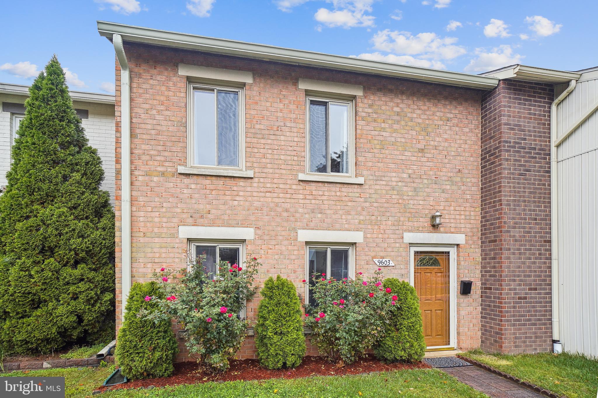 MARYLAND PLACE - Residential