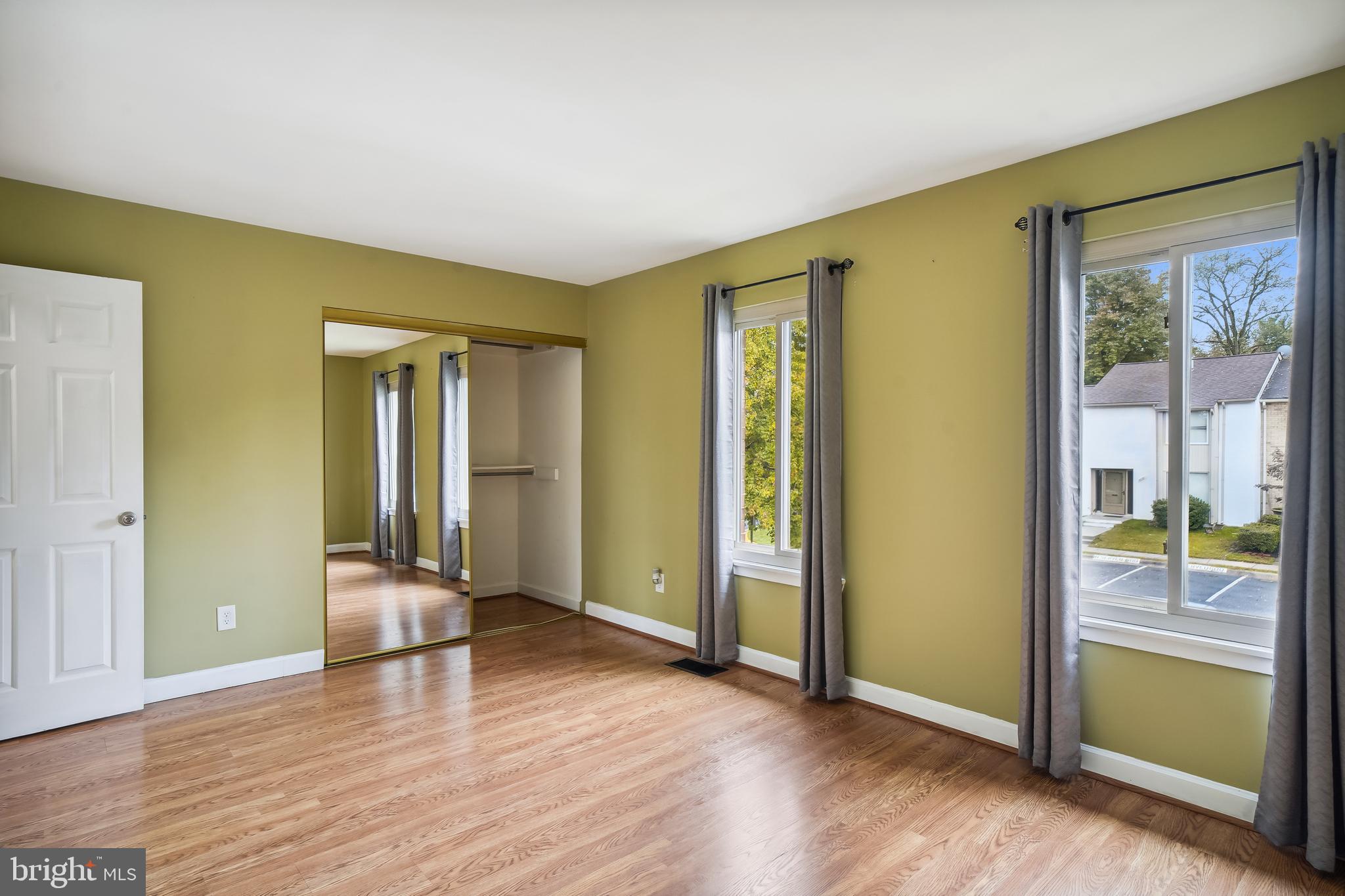 MARYLAND PLACE - Residential