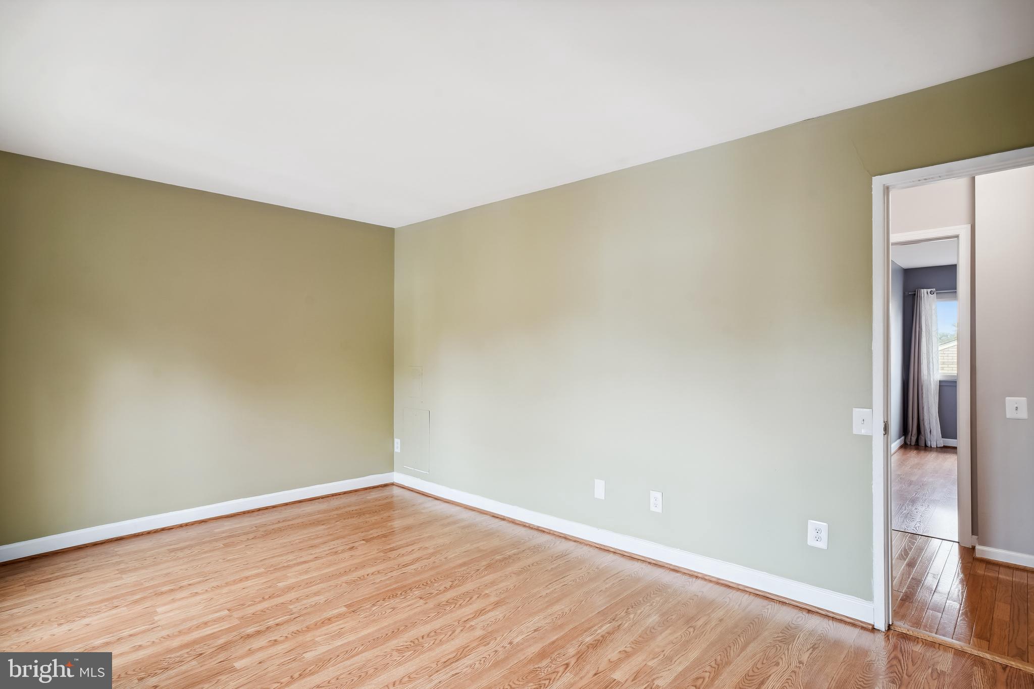 MARYLAND PLACE - Residential