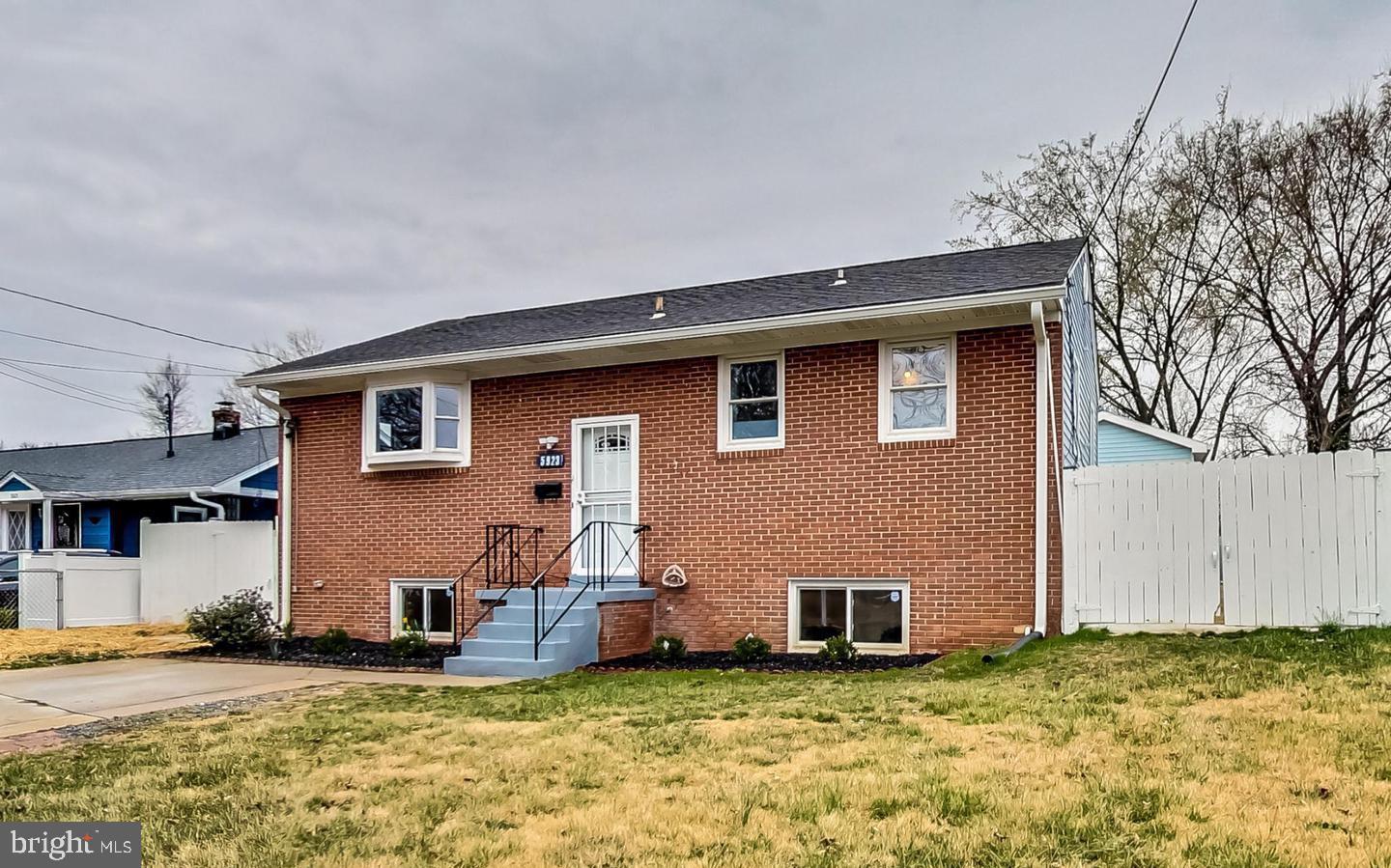 5923 BERWYN ROAD