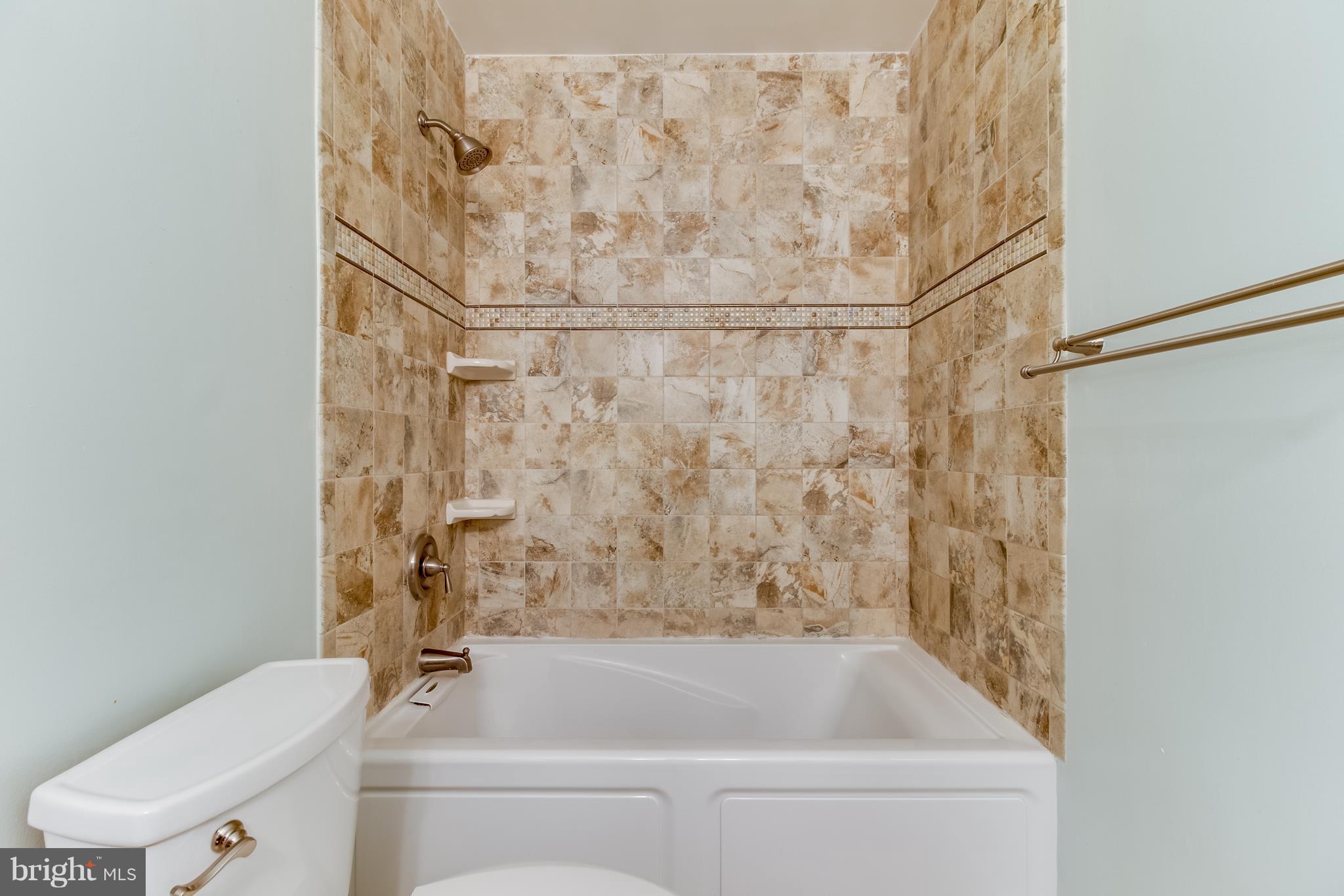 WAYSIDE VILLAGE - Residential