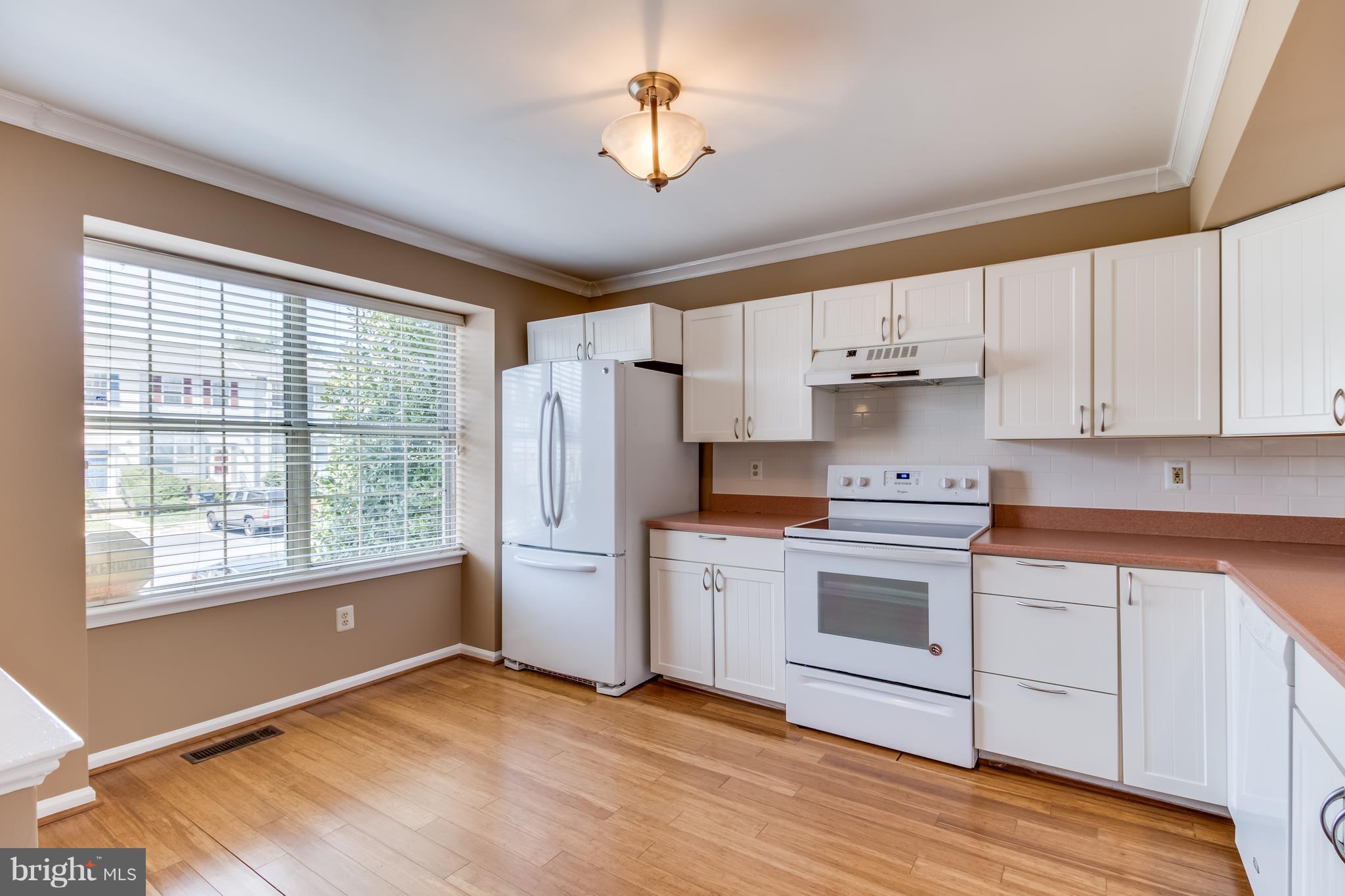 WAYSIDE VILLAGE - Residential