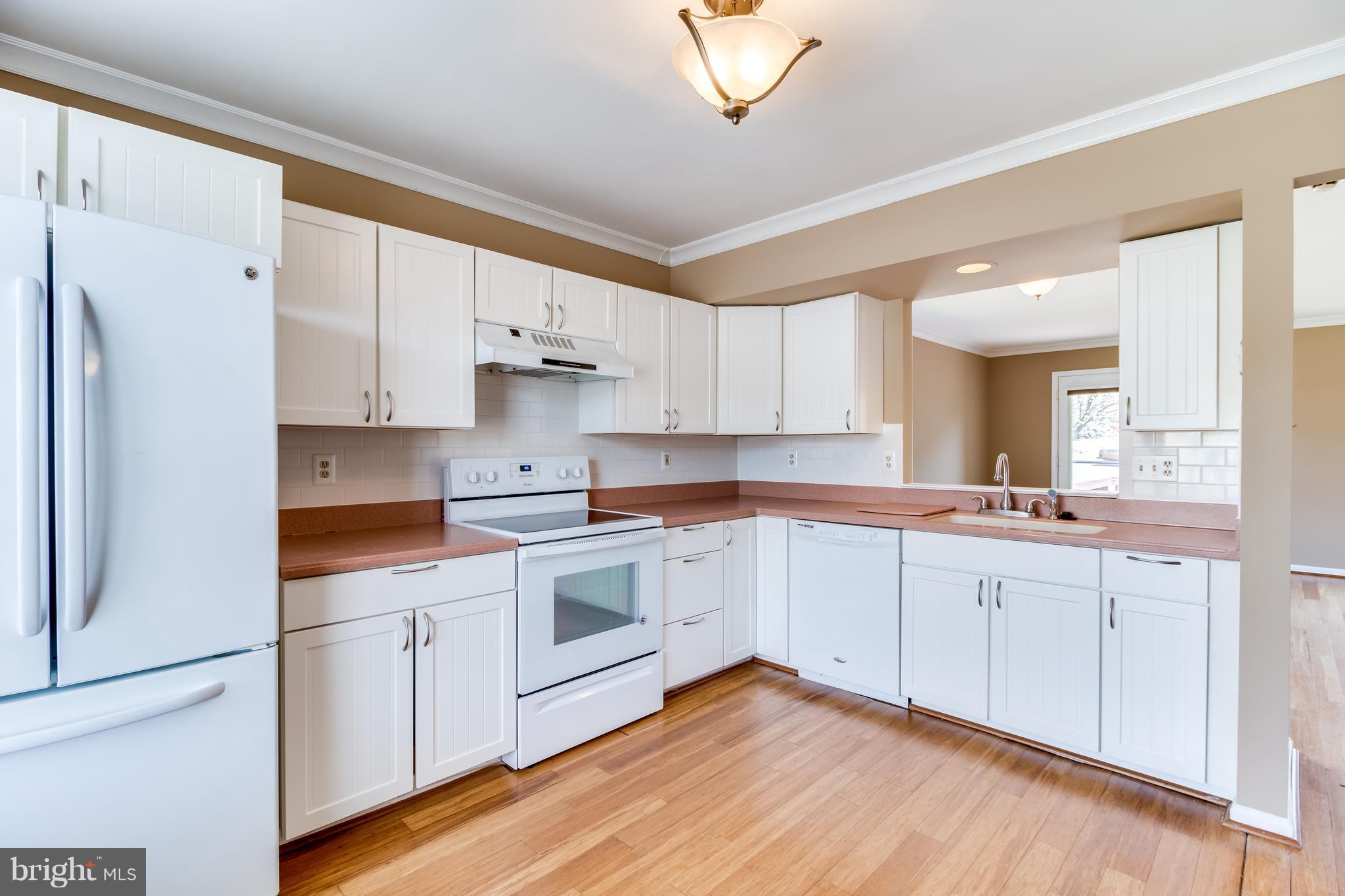 WAYSIDE VILLAGE - Residential