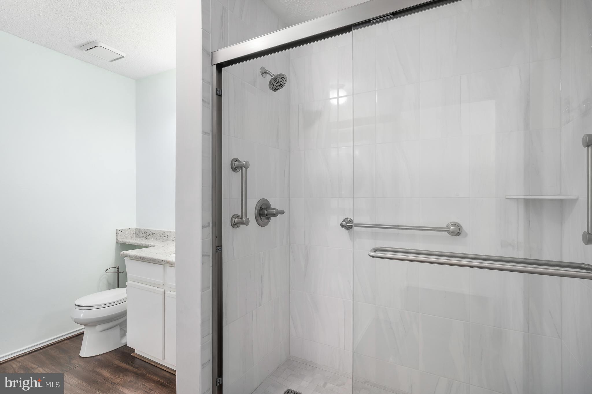 ASHBURN FARM - Residential