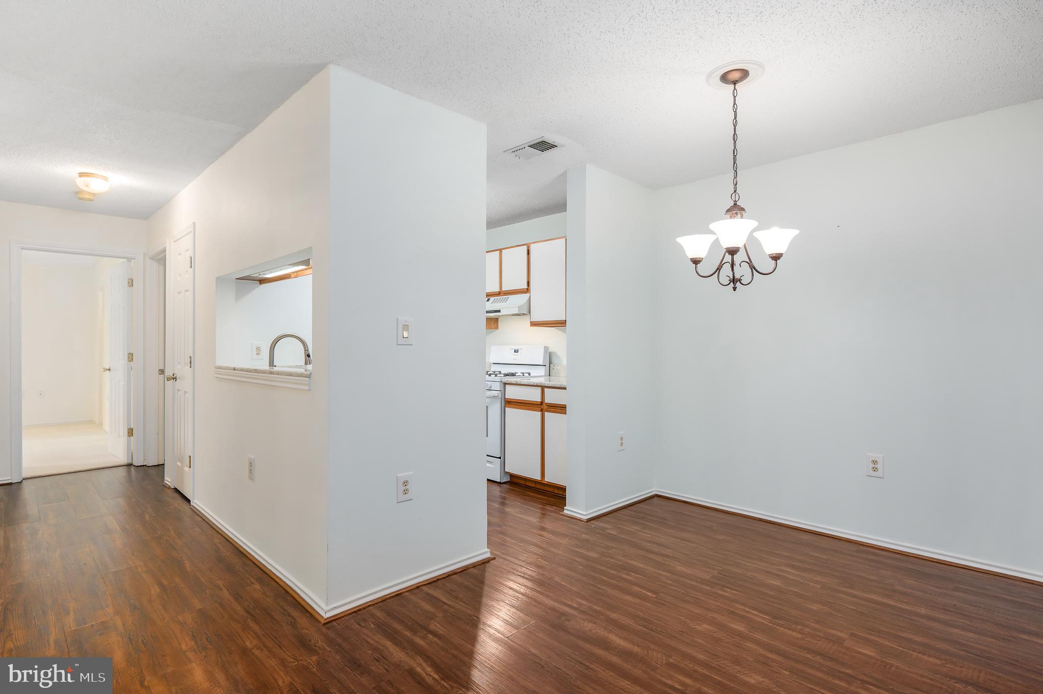 ASHBURN FARM - Residential