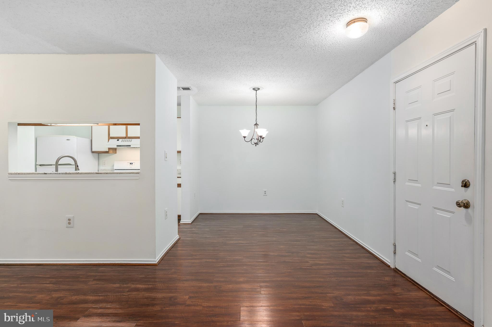 ASHBURN FARM - Residential