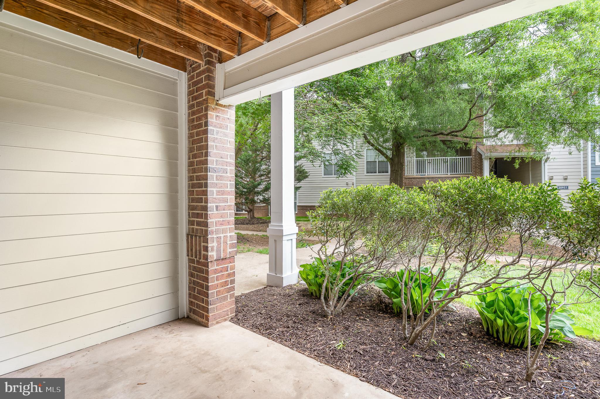 ASHBURN FARM - Residential