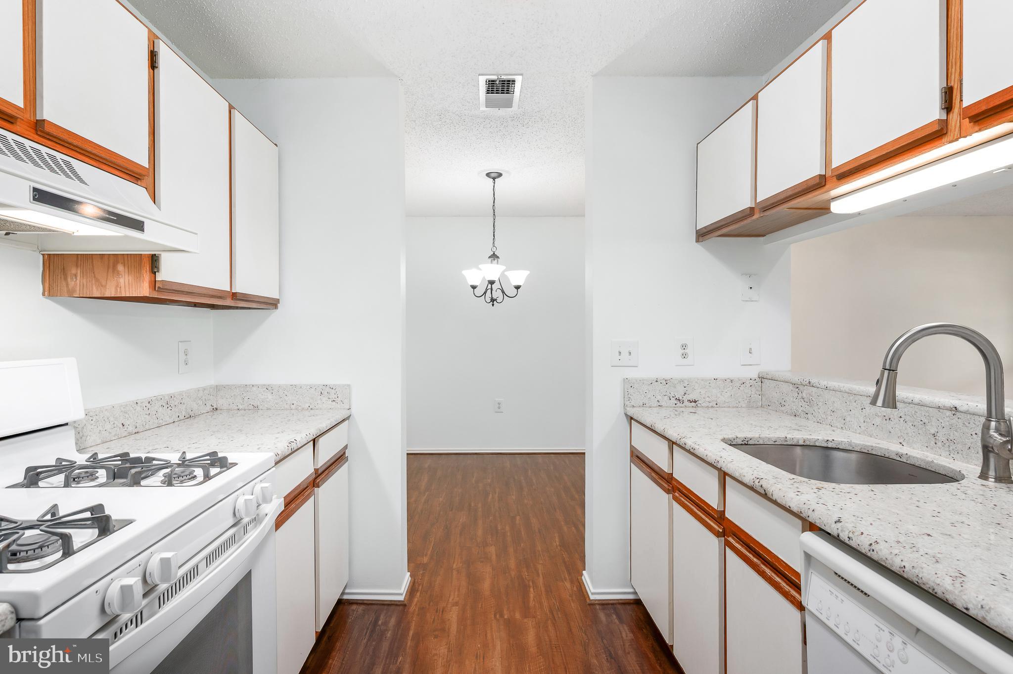 ASHBURN FARM - Residential