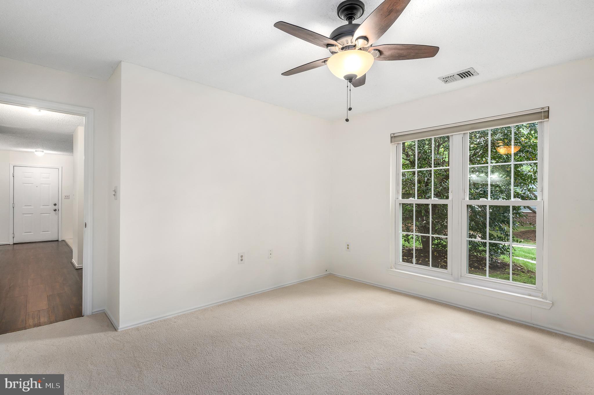 ASHBURN FARM - Residential