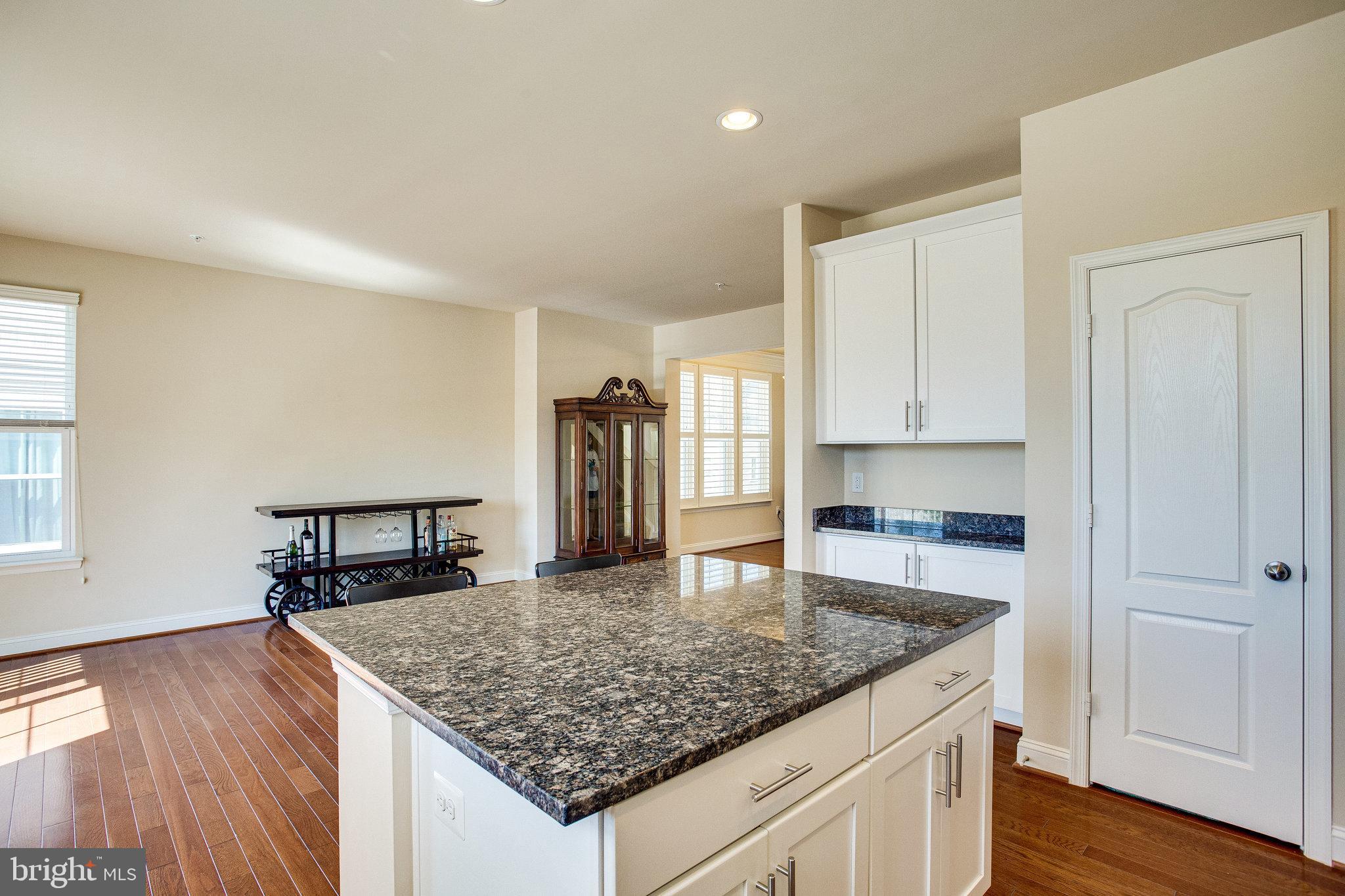 LAYHILL OVERLOOK - Residential