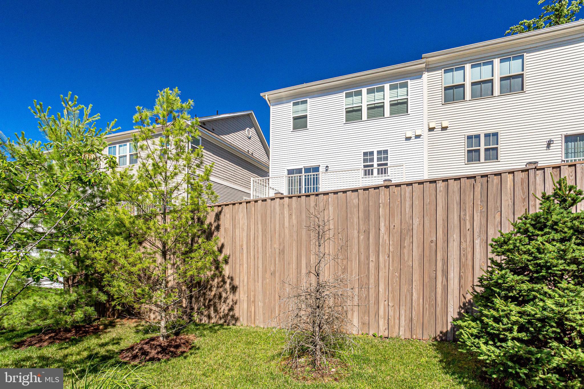 LAYHILL OVERLOOK - Residential