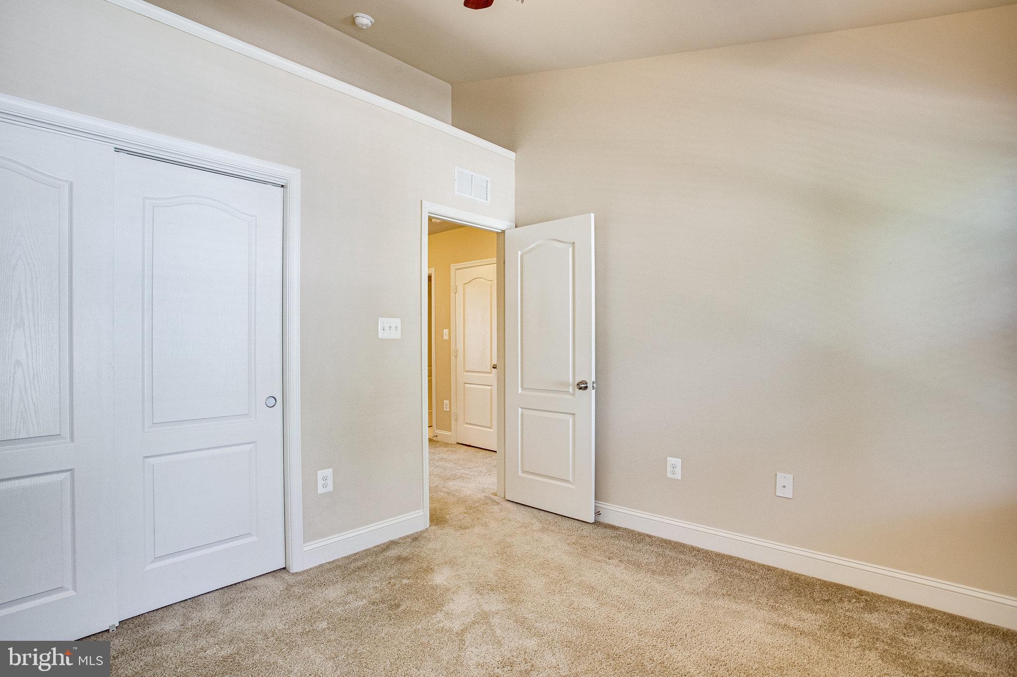 LAYHILL OVERLOOK - Residential