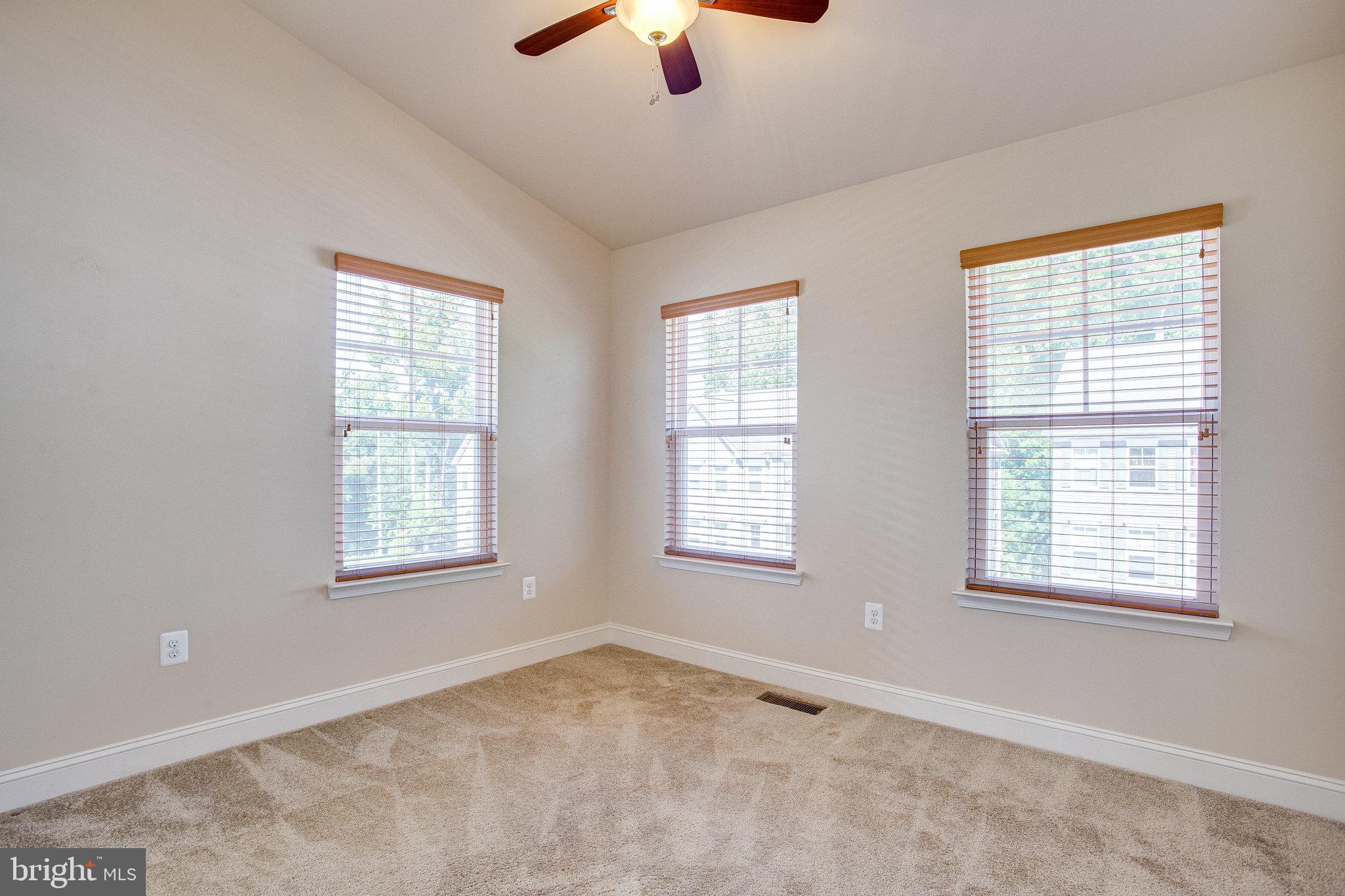 LAYHILL OVERLOOK - Residential