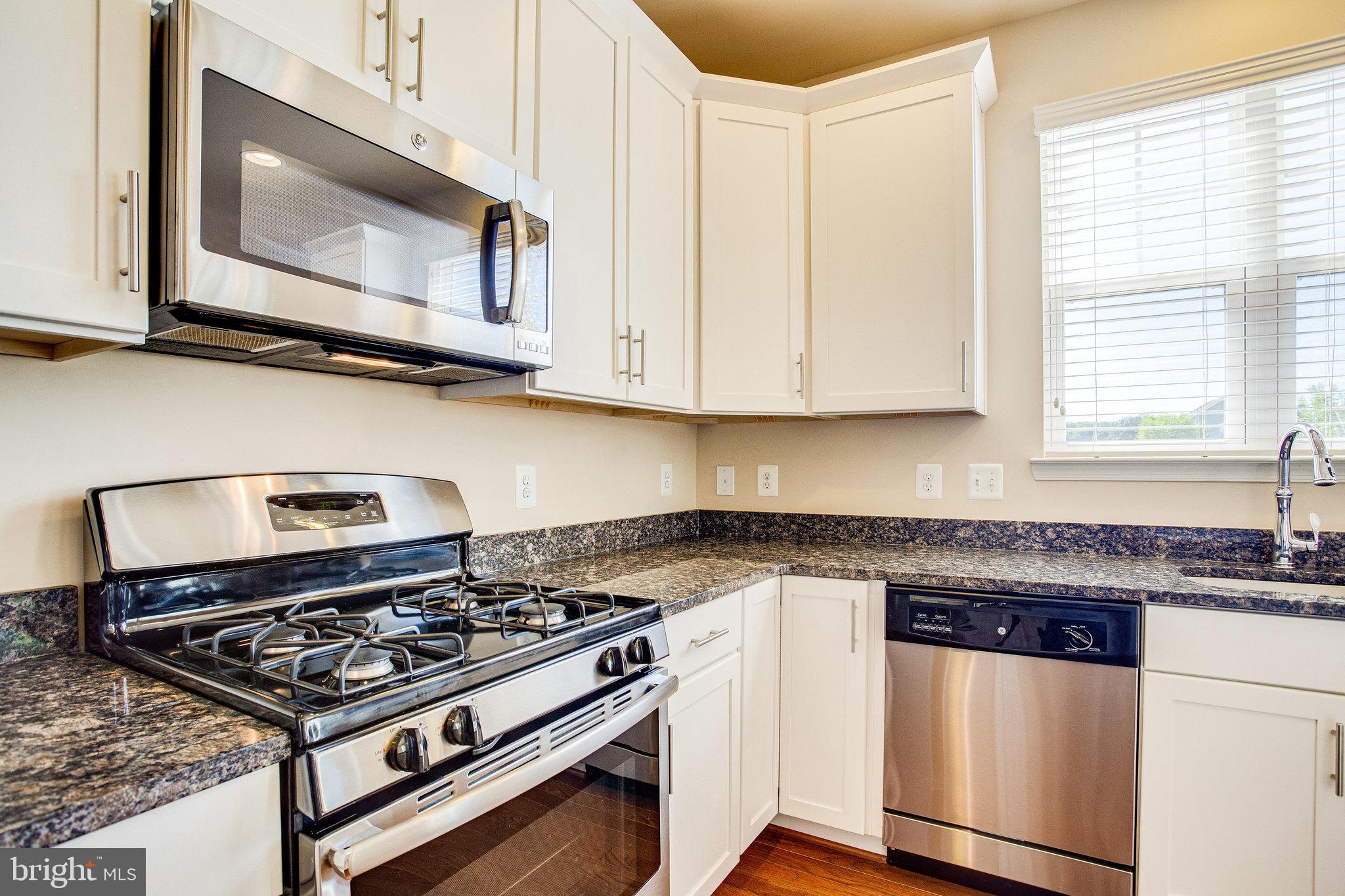 LAYHILL OVERLOOK - Residential