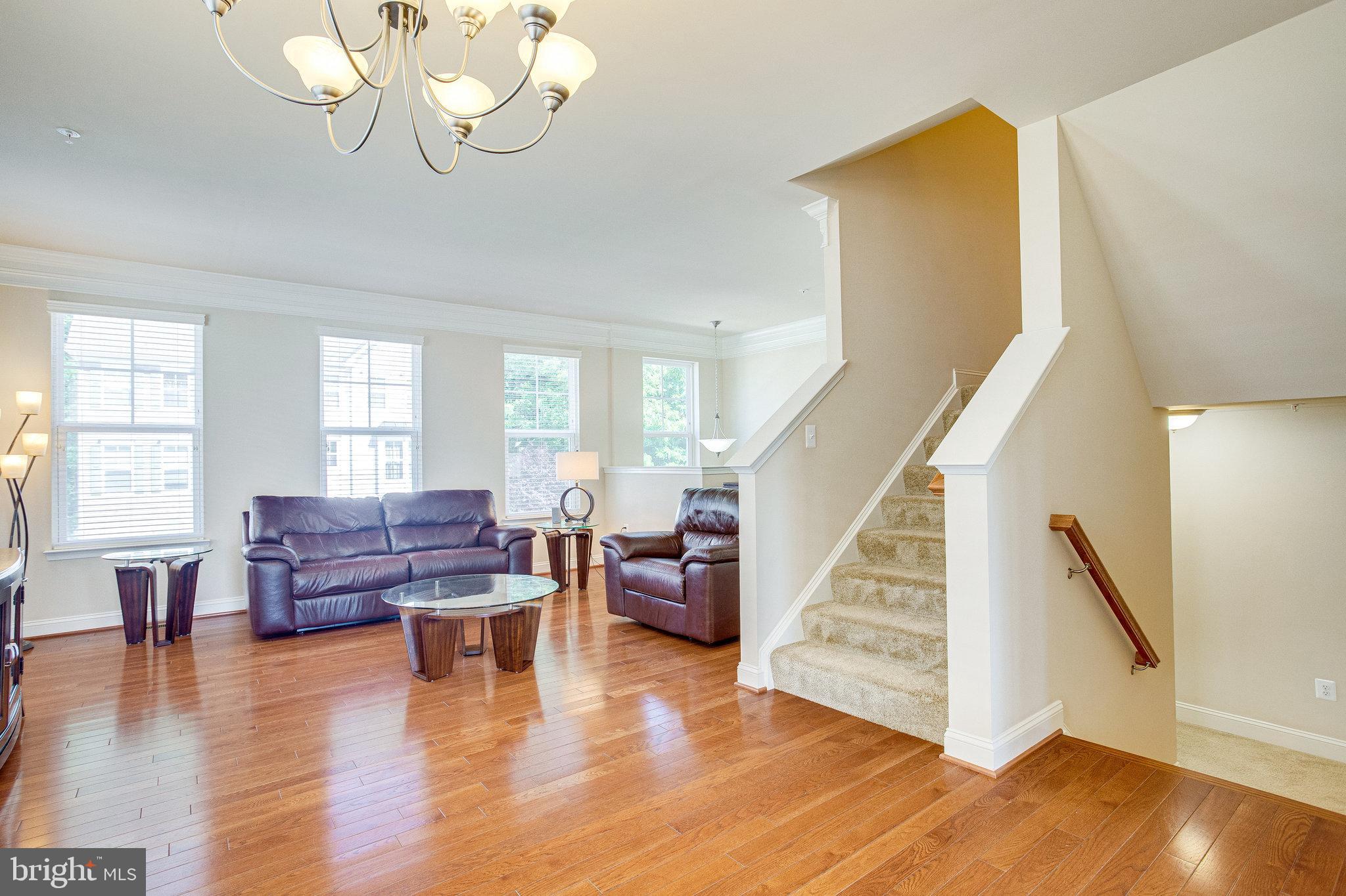 LAYHILL OVERLOOK - Residential