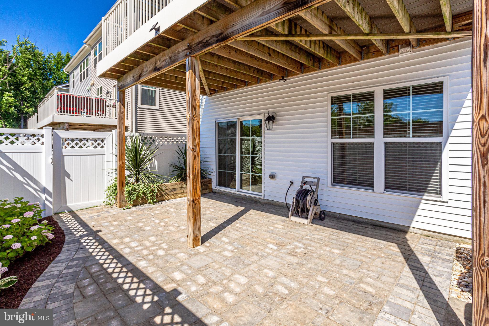 LAYHILL OVERLOOK - Residential