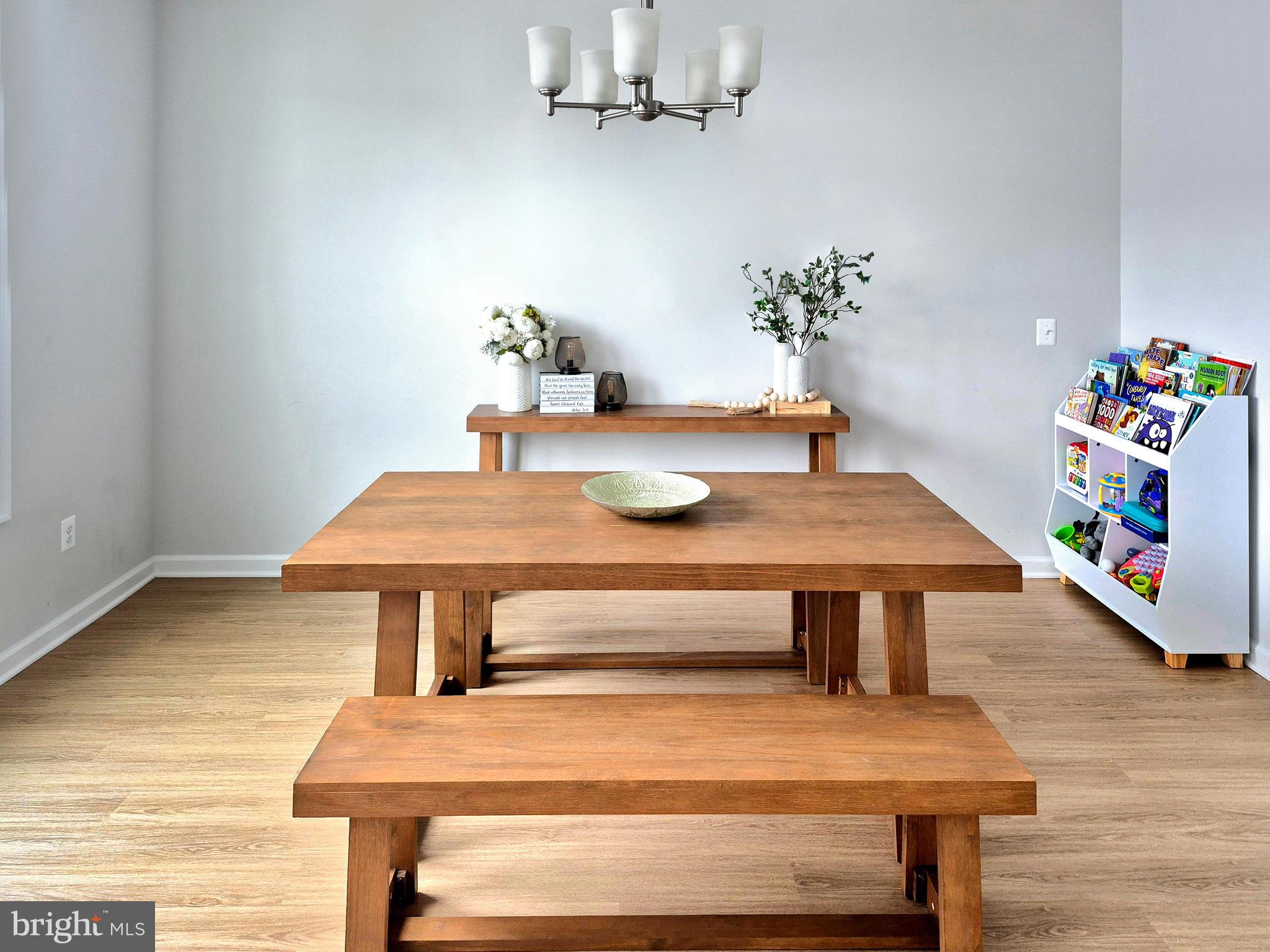 PLEASANT GREEN - Residential Lease