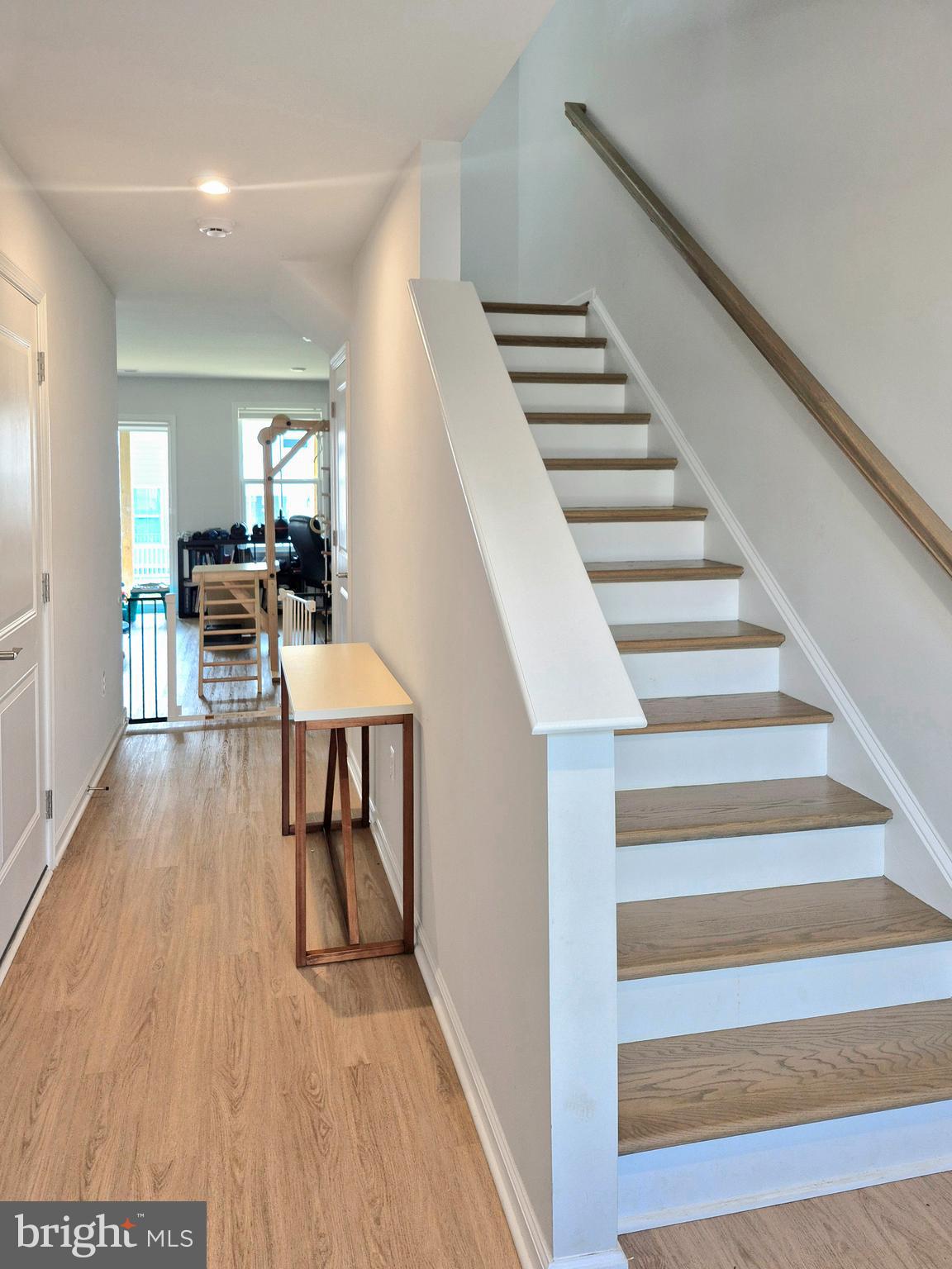 PLEASANT GREEN - Residential Lease