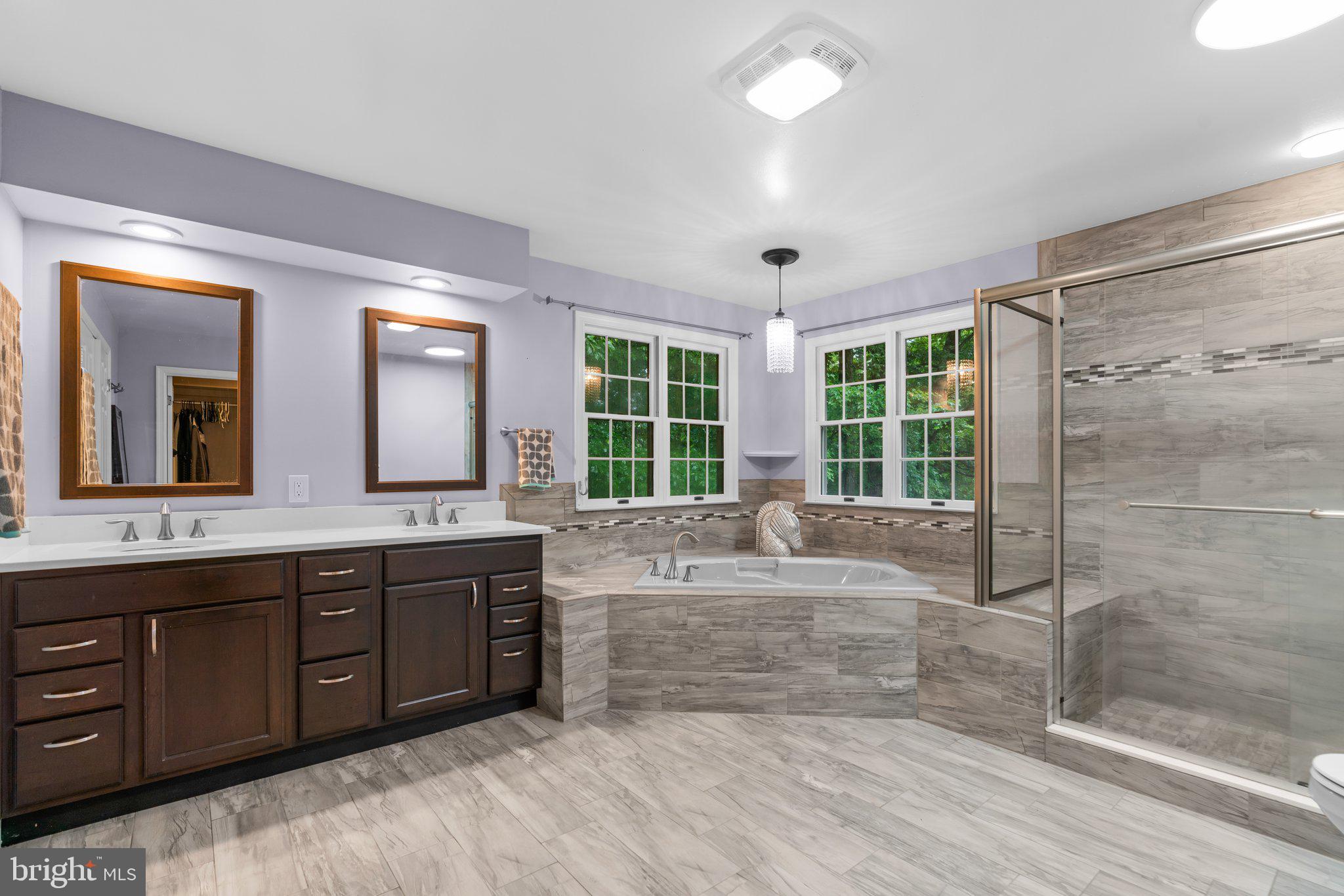 CROSSPOINTE - Residential