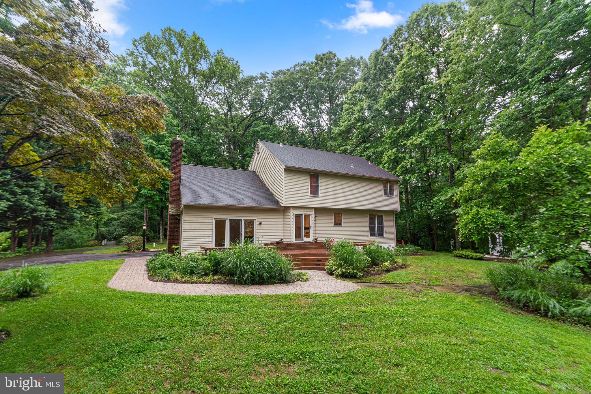 CROSSPOINTE - Residential