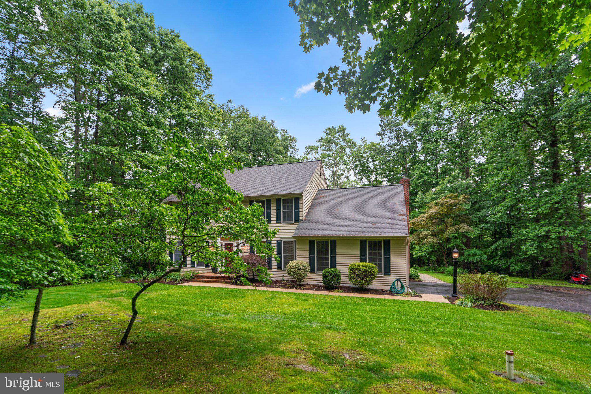 CROSSPOINTE - Residential