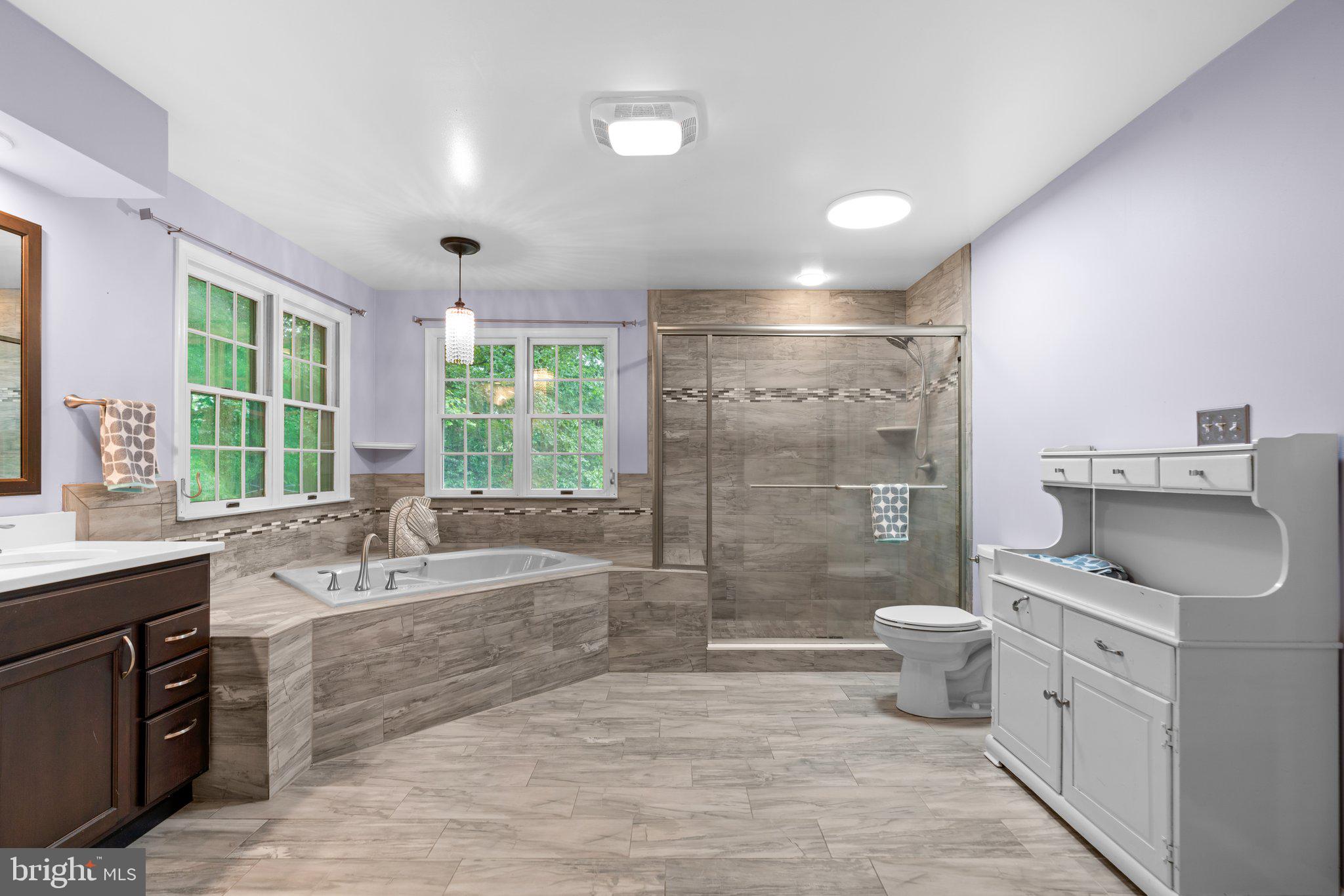 CROSSPOINTE - Residential