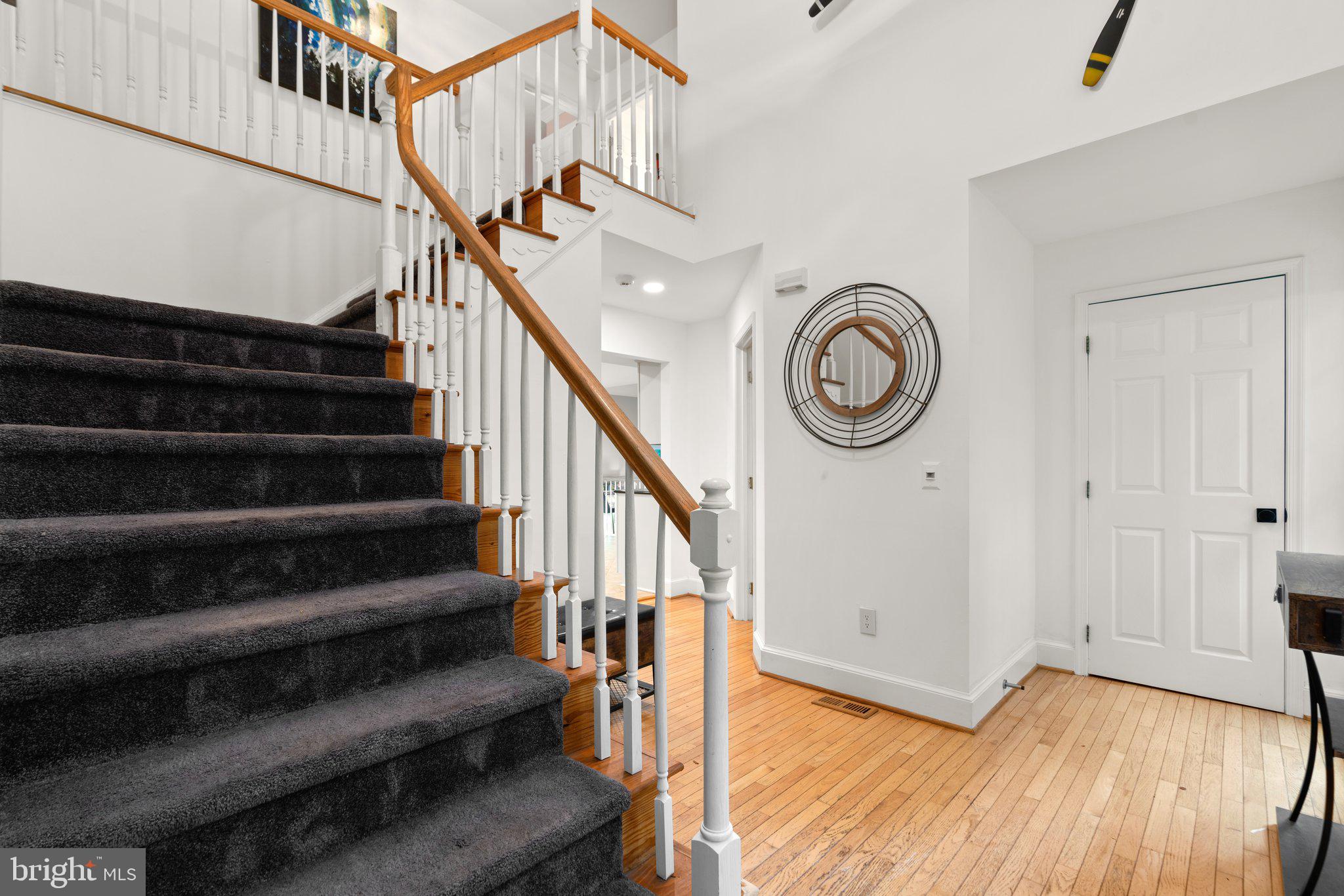 CROSSPOINTE - Residential