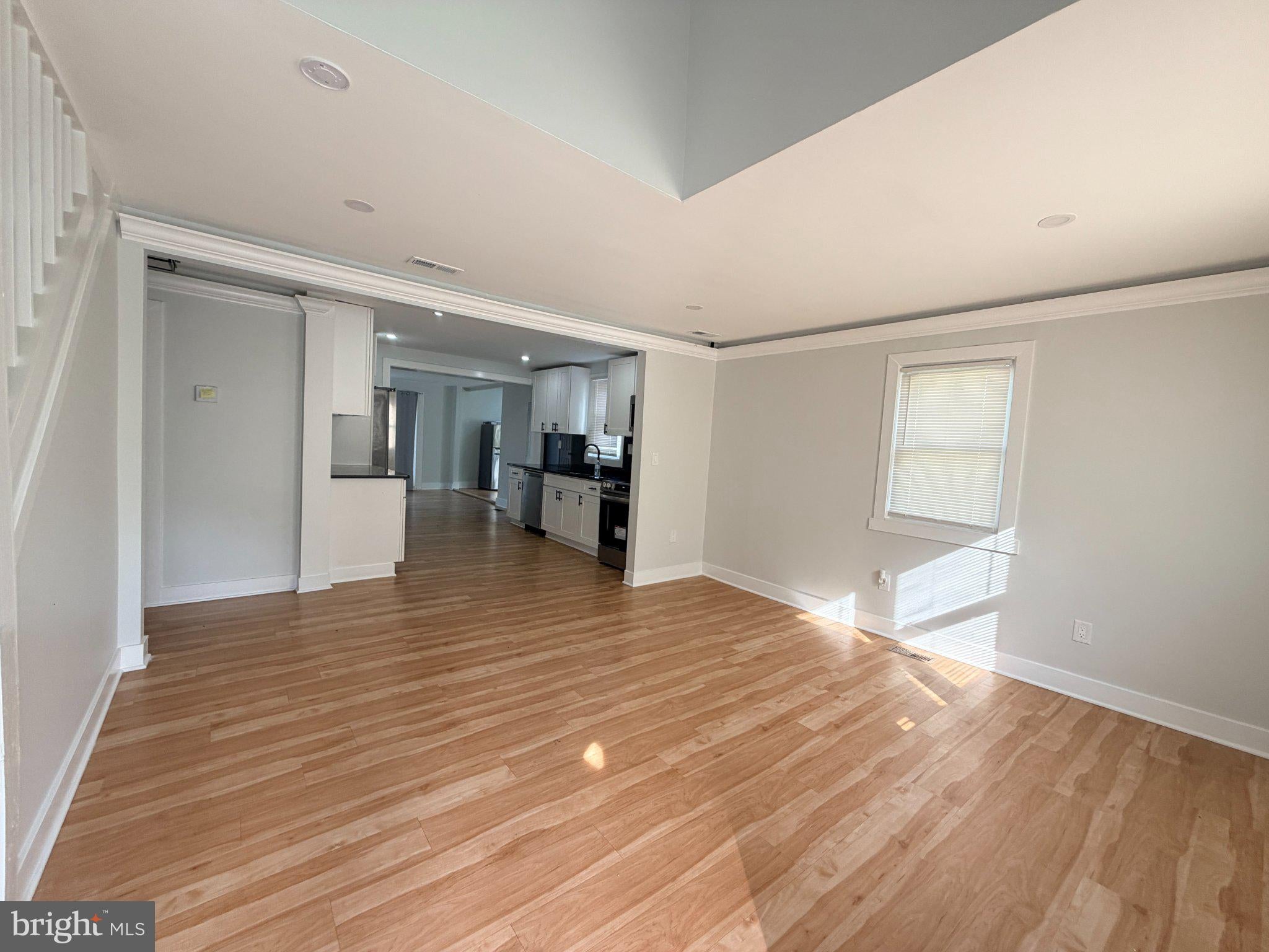 7516 BURGESS LANE