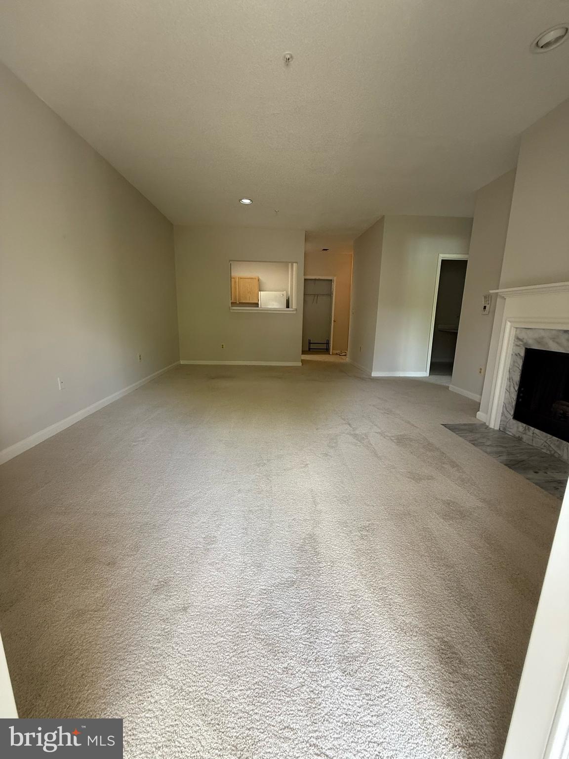 OAK PARK - Residential Lease