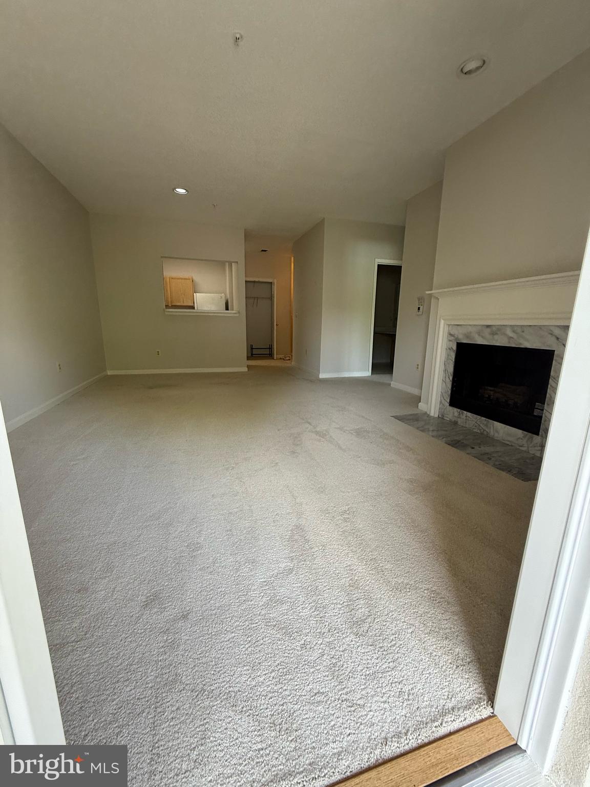 OAK PARK - Residential Lease