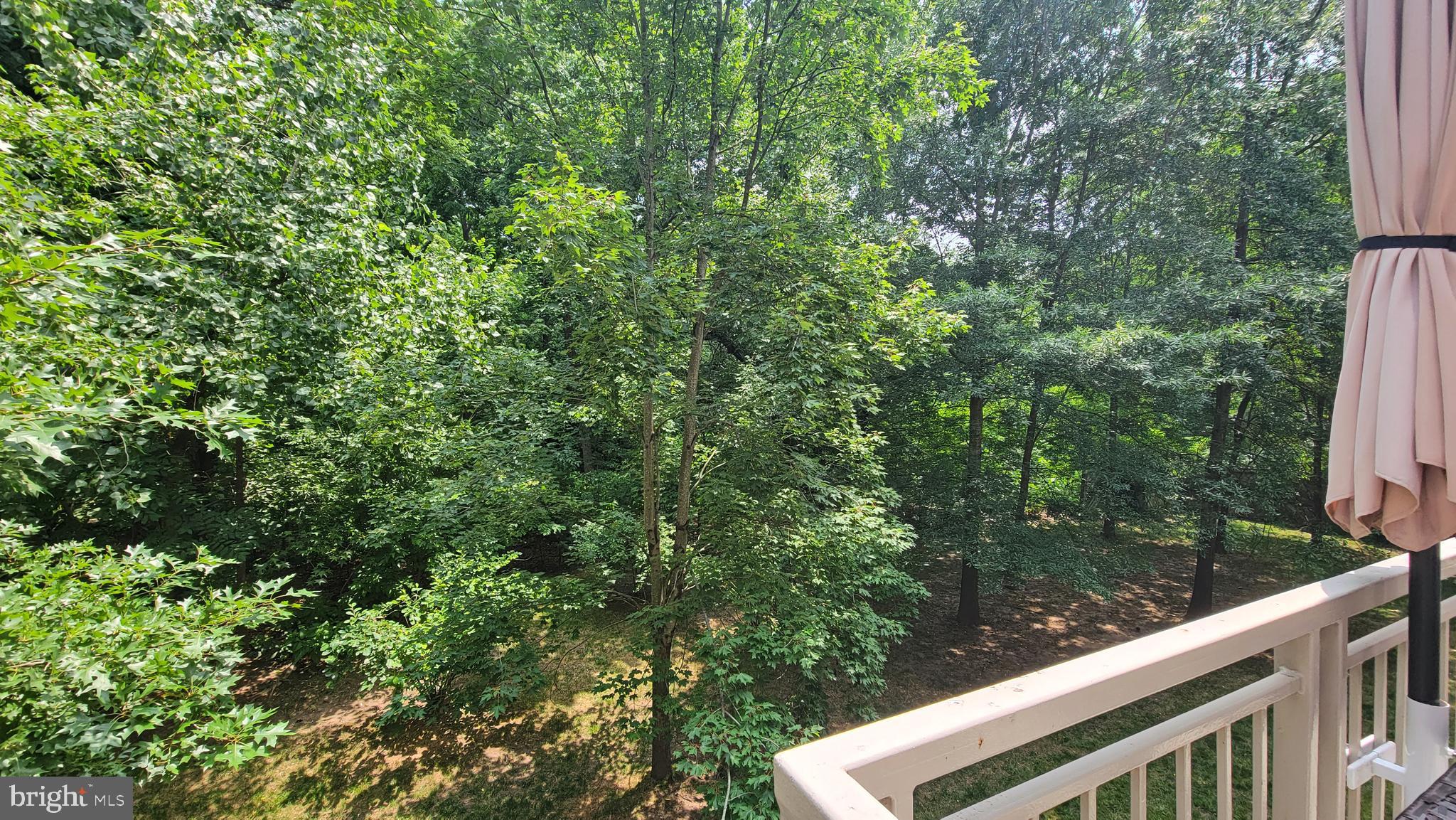 18 WEST - Residential Lease