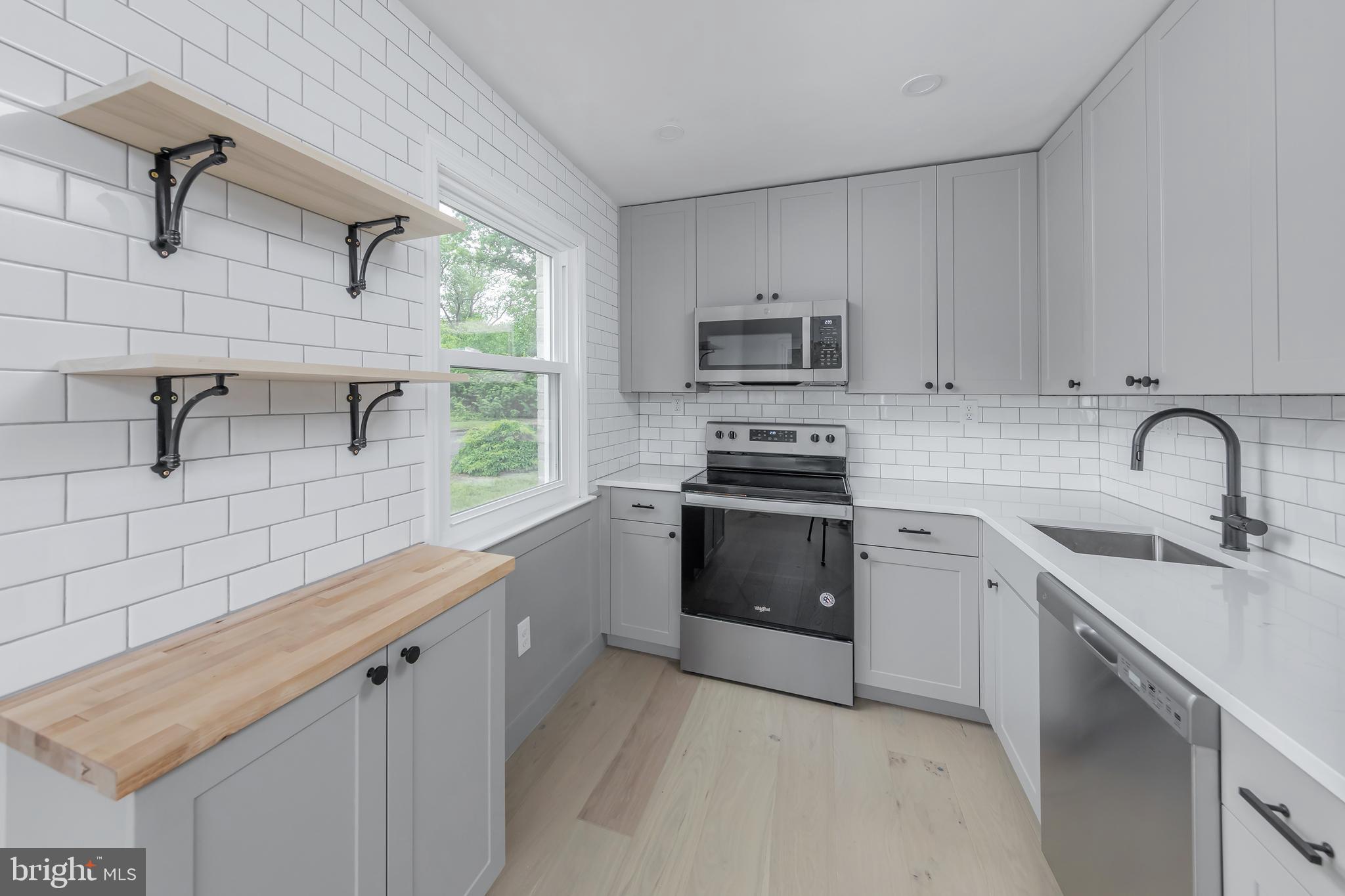 401 WINDING WAY