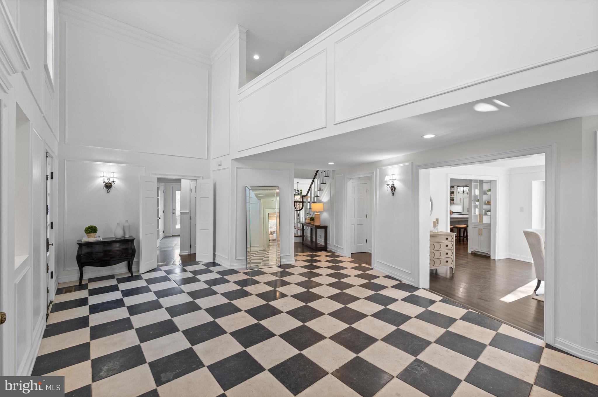 RADNOR HUNT - Residential