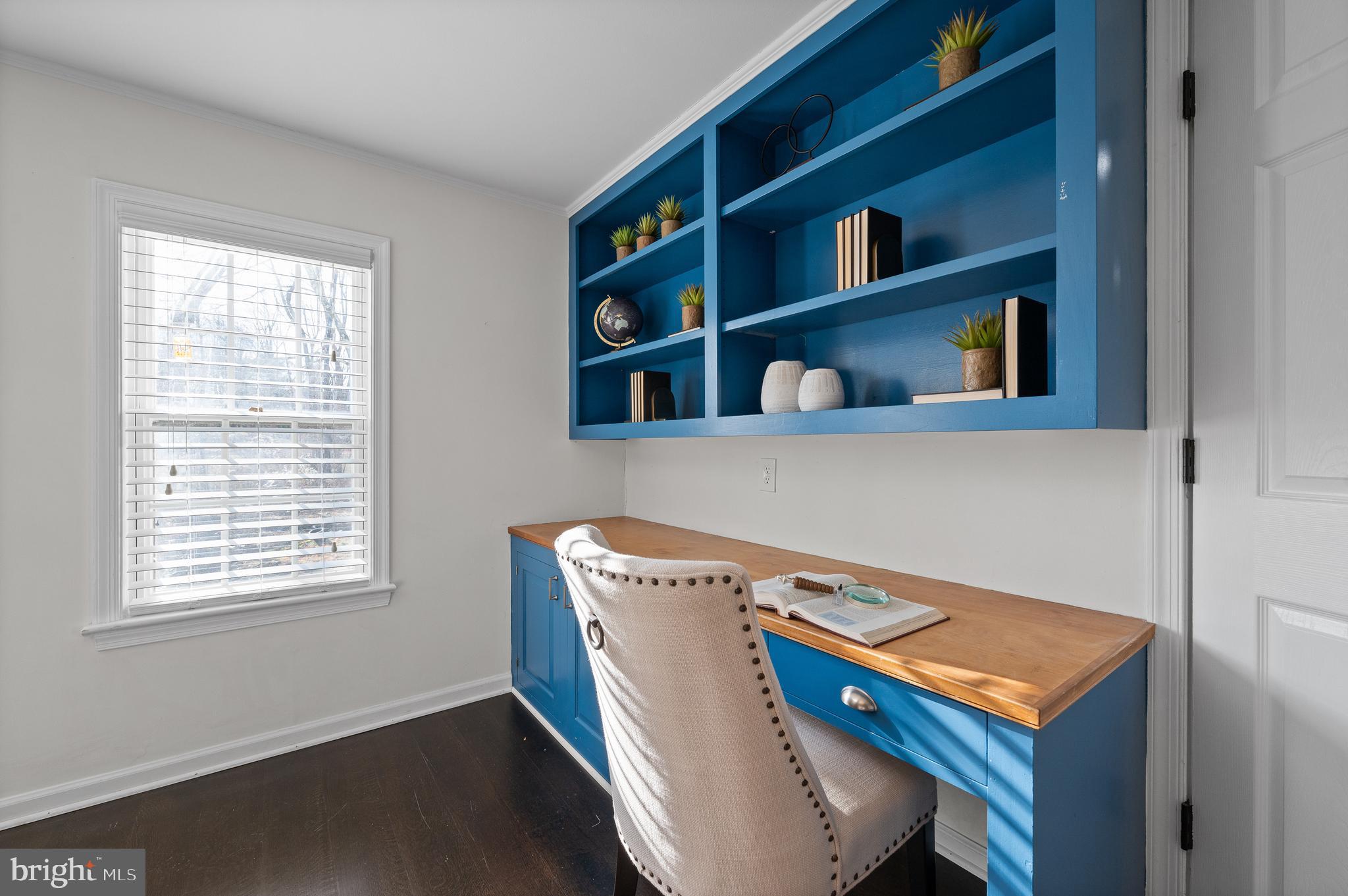 RADNOR HUNT - Residential