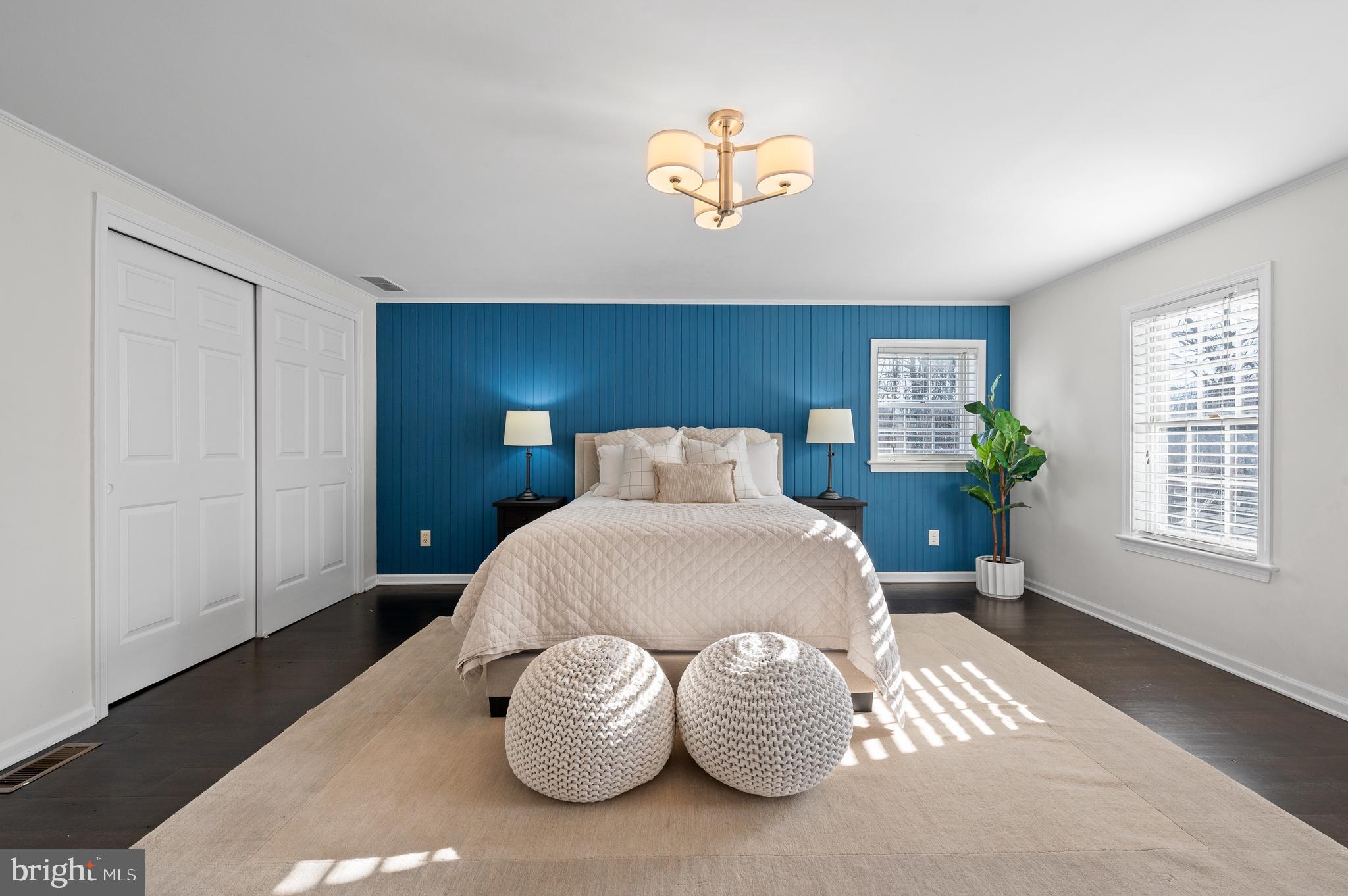 RADNOR HUNT - Residential