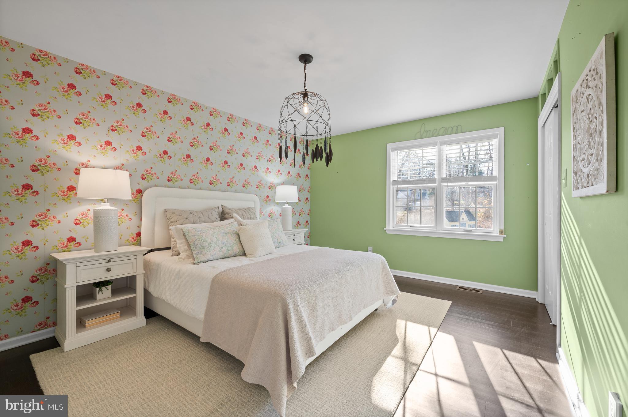 RADNOR HUNT - Residential