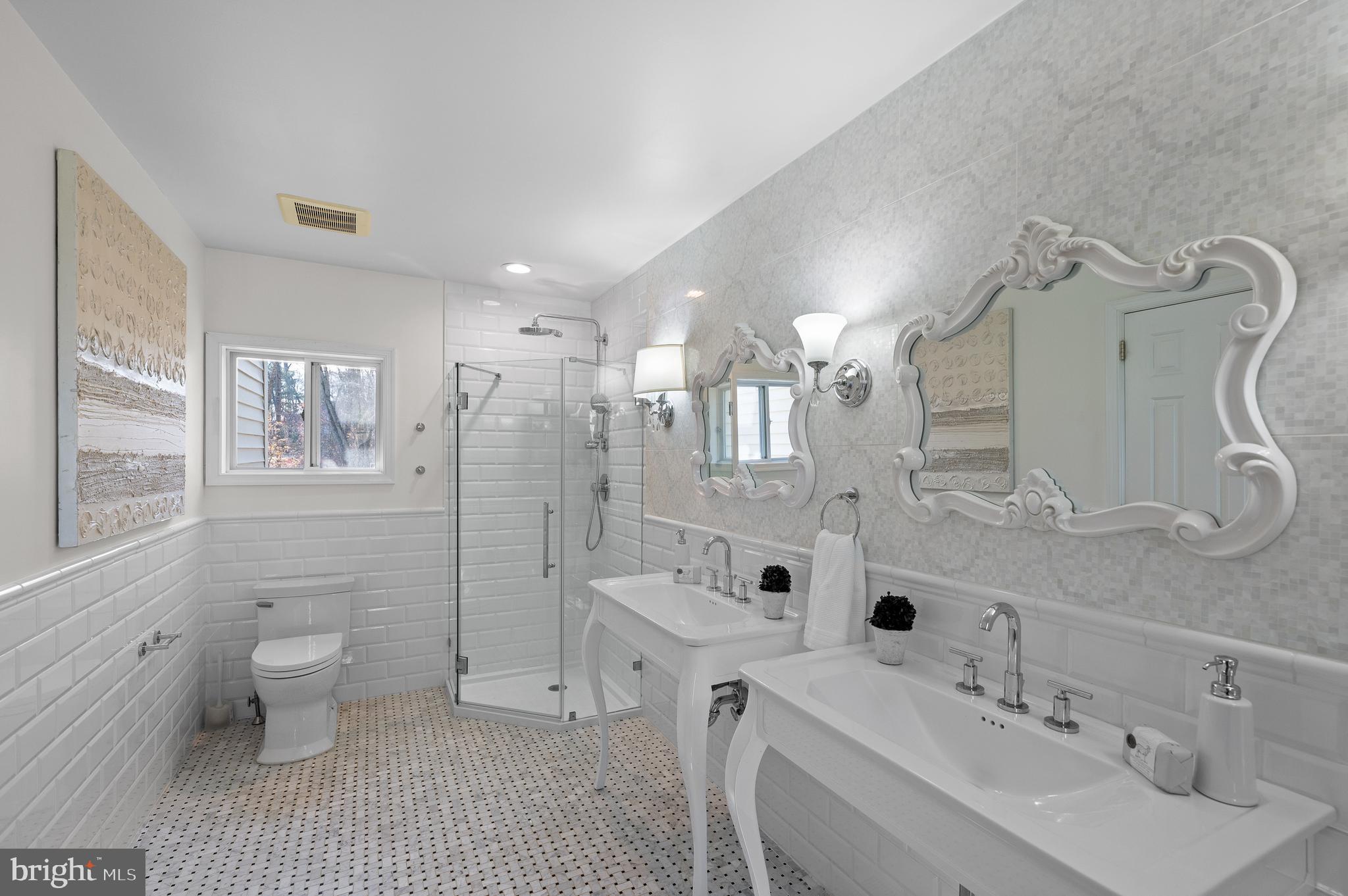 RADNOR HUNT - Residential