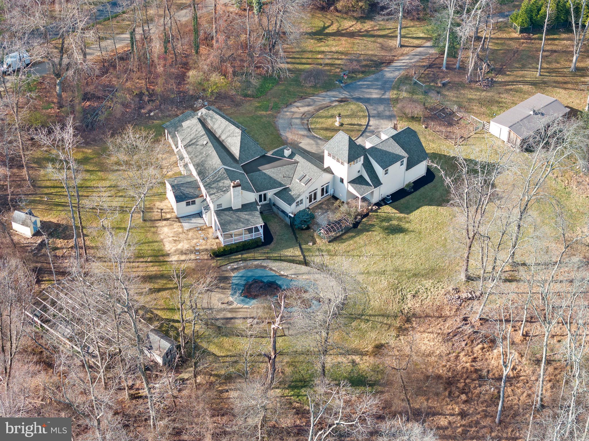 RADNOR HUNT - Residential