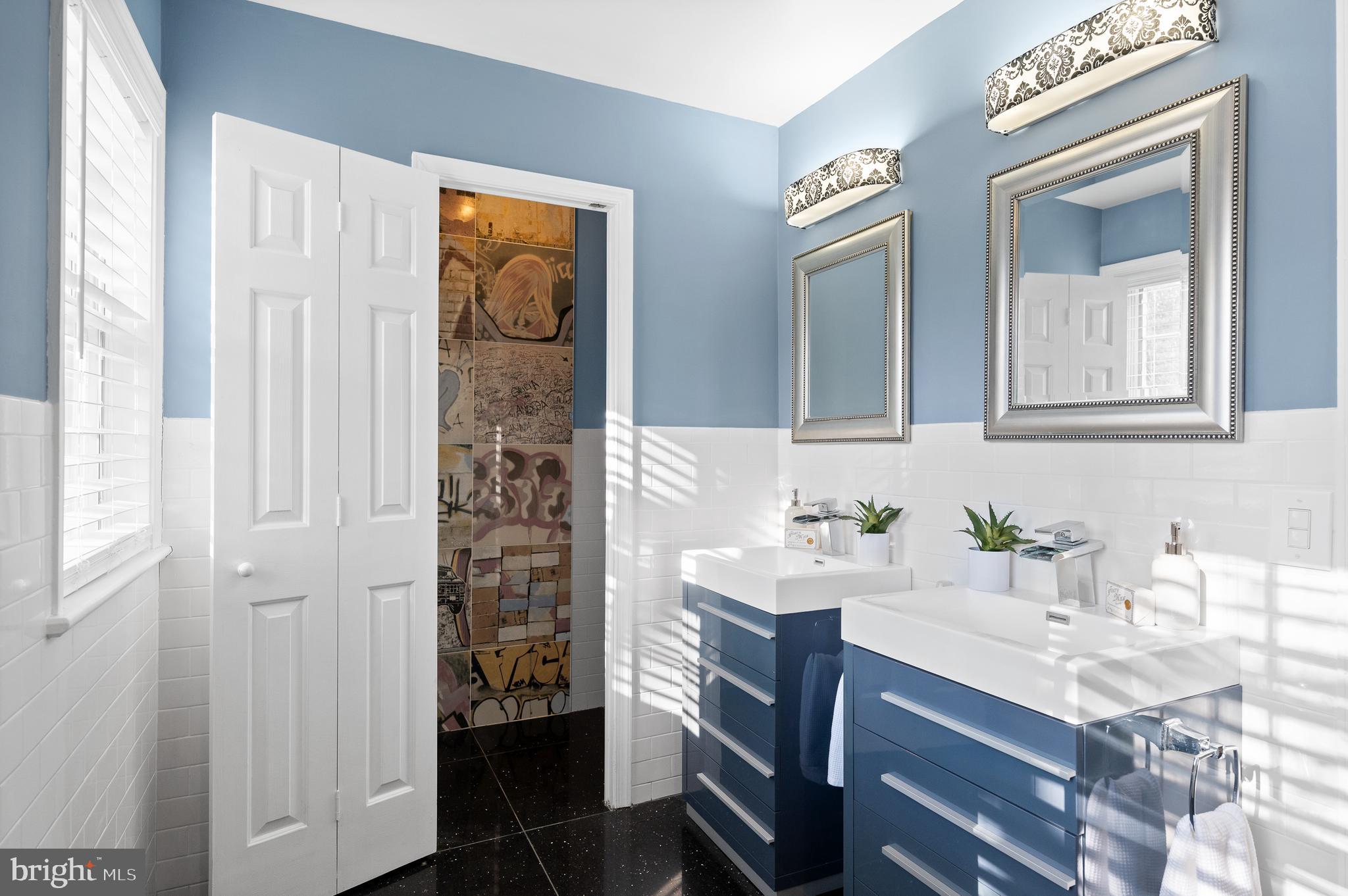 RADNOR HUNT - Residential