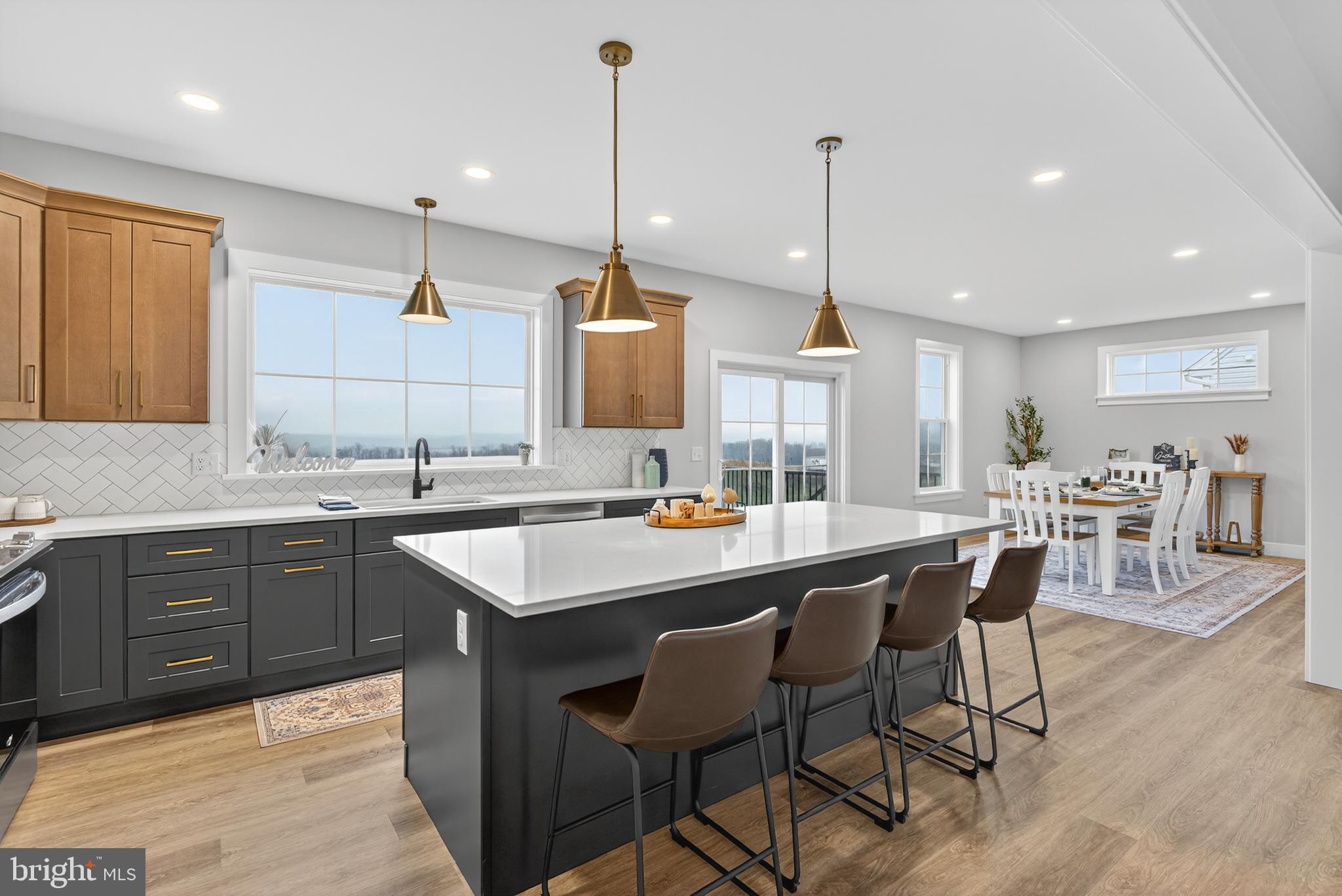 RIVER RIDGE HILLS - Residential