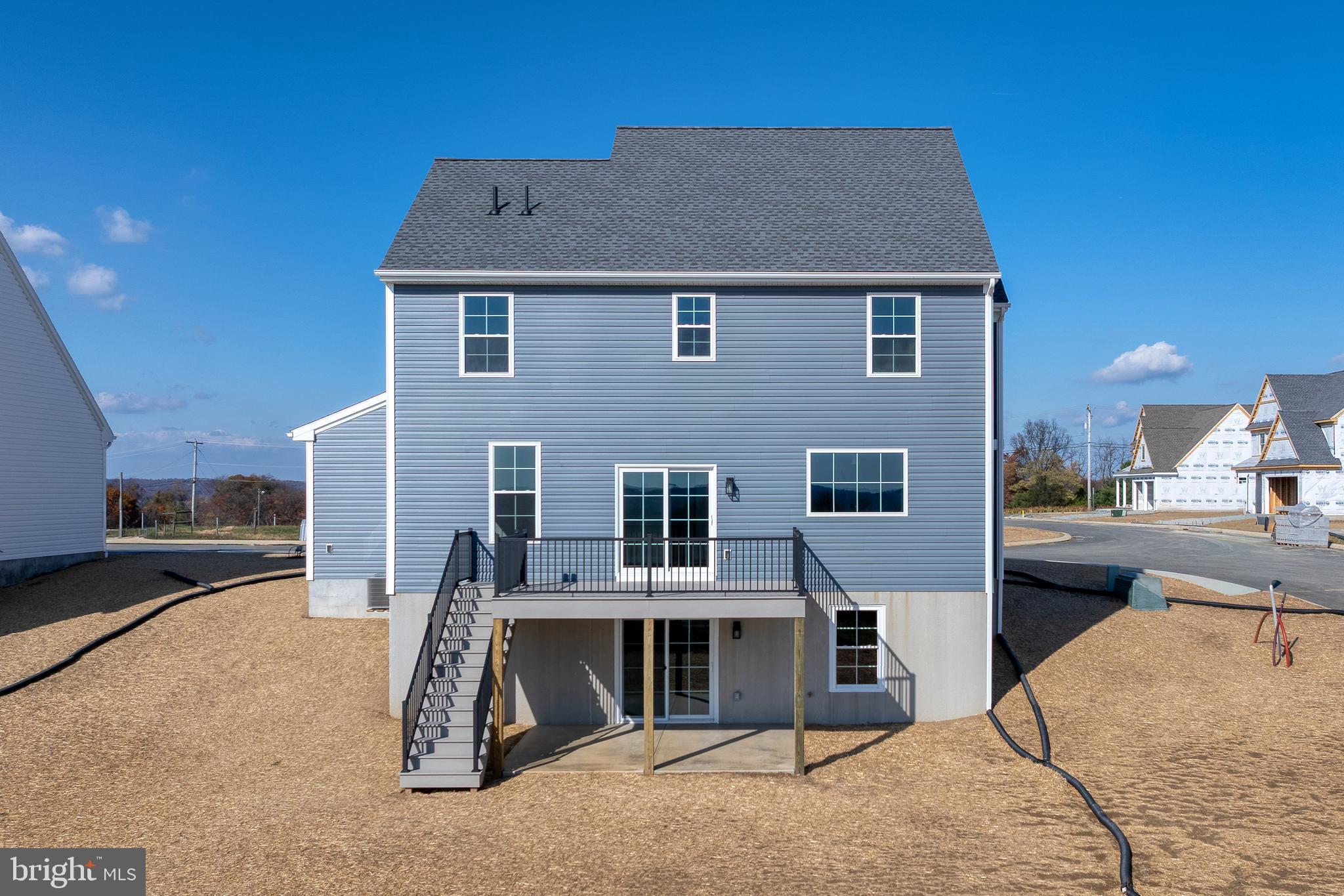 RIVER RIDGE HILLS - Residential