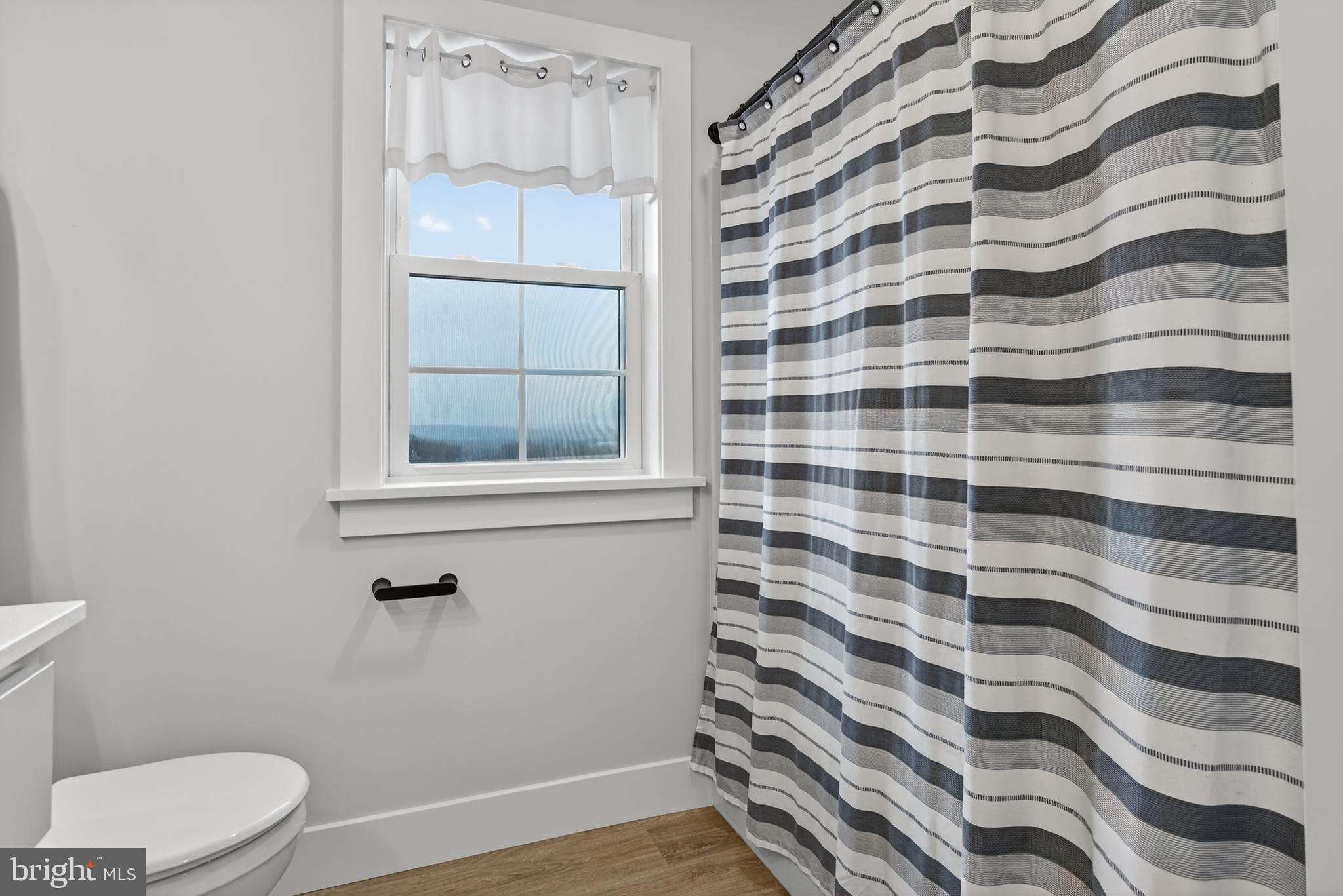 RIVER RIDGE HILLS - Residential