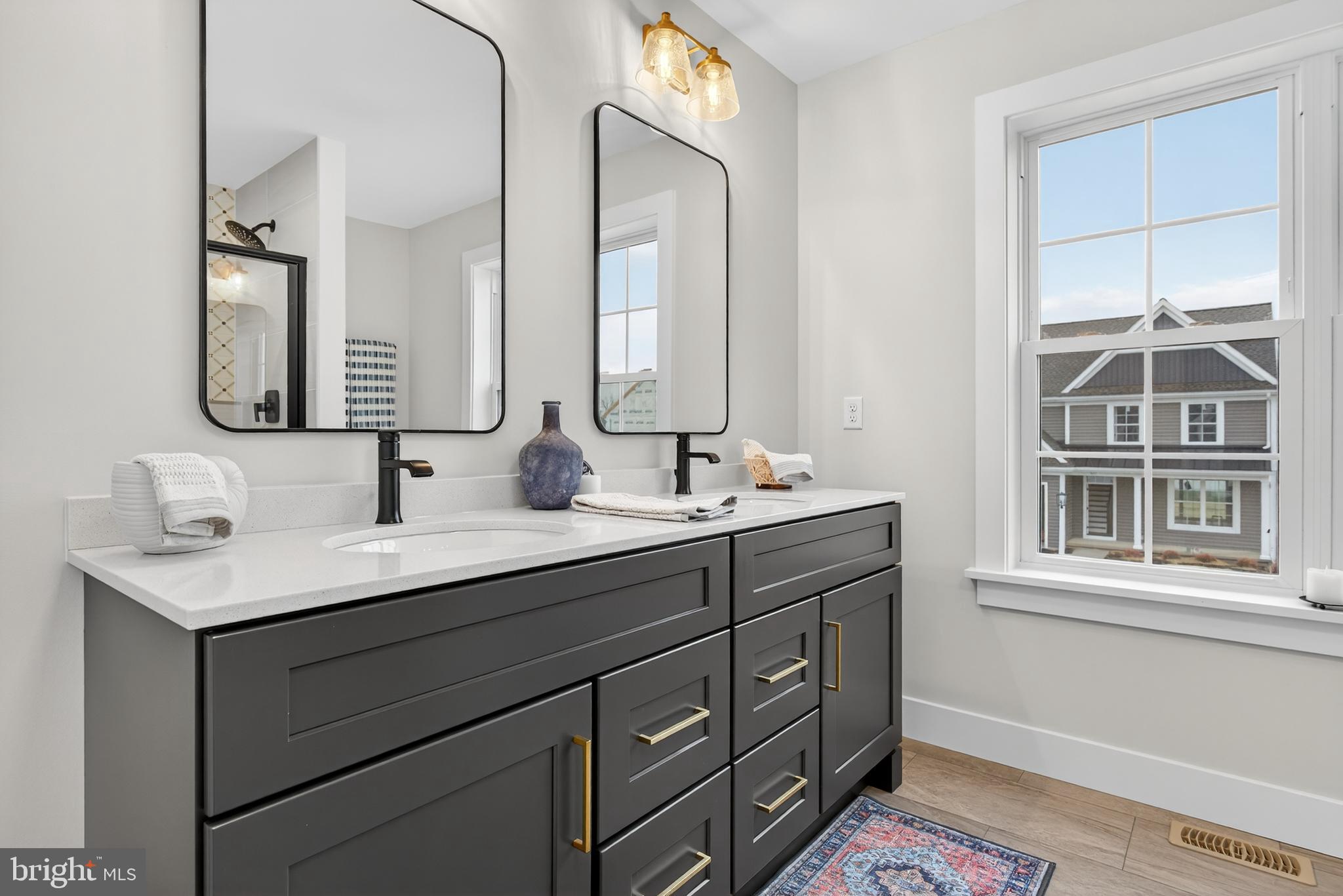 RIVER RIDGE HILLS - Residential