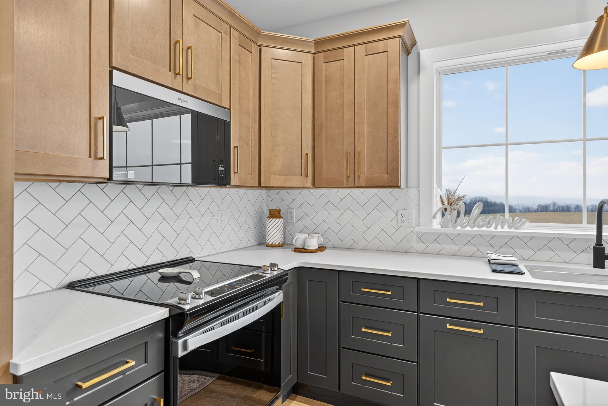 RIVER RIDGE HILLS - Residential