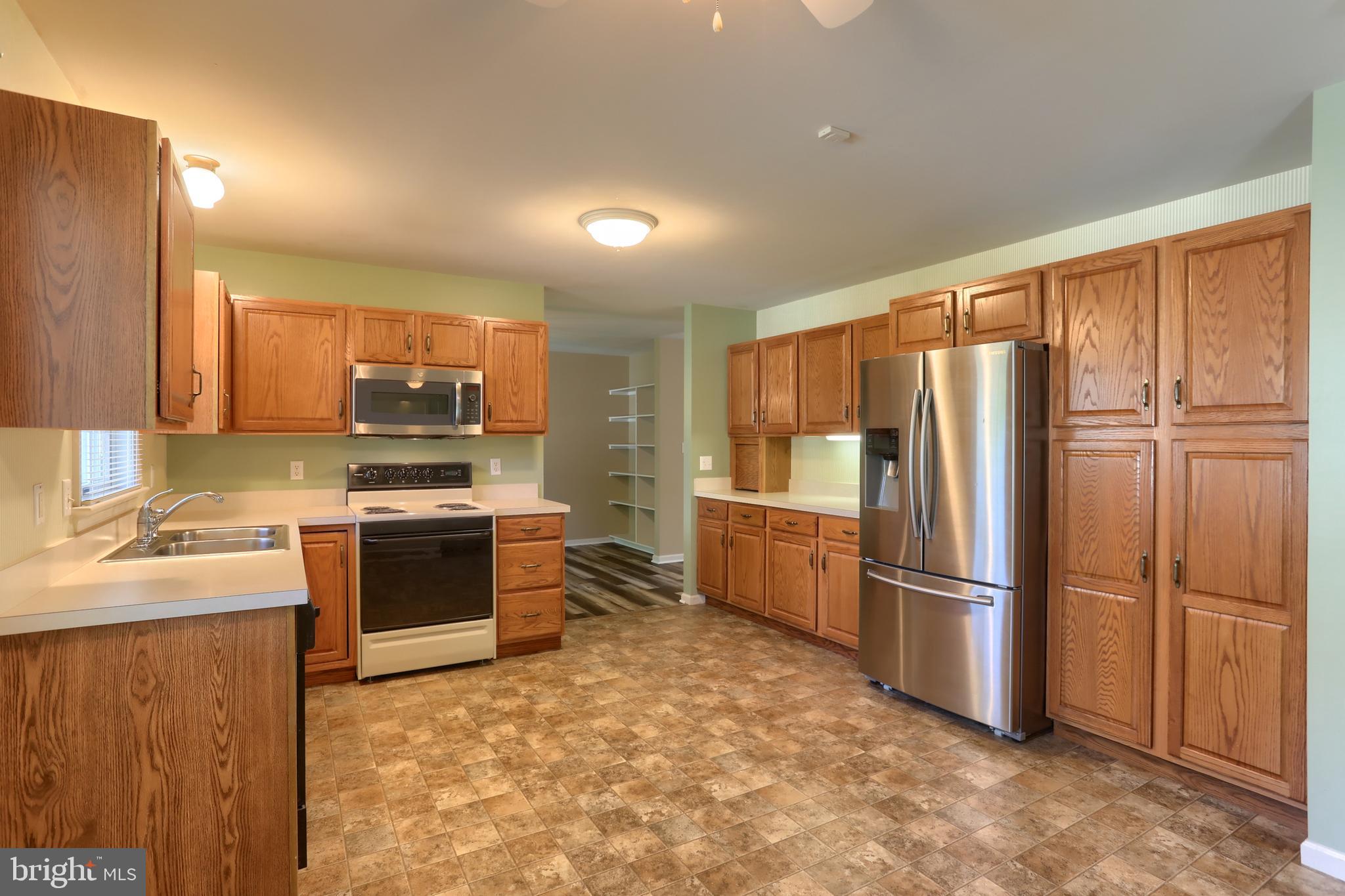 THE OAKS - Residential