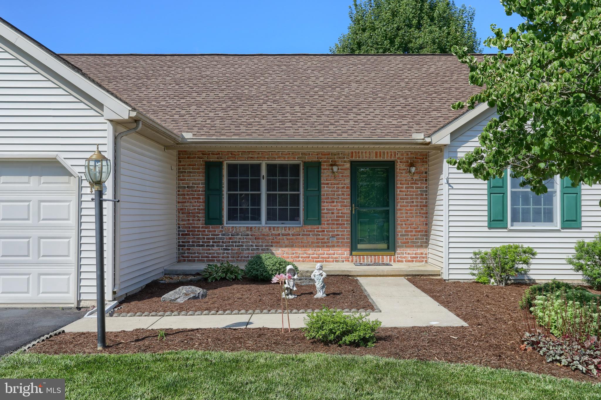 THE OAKS - Residential